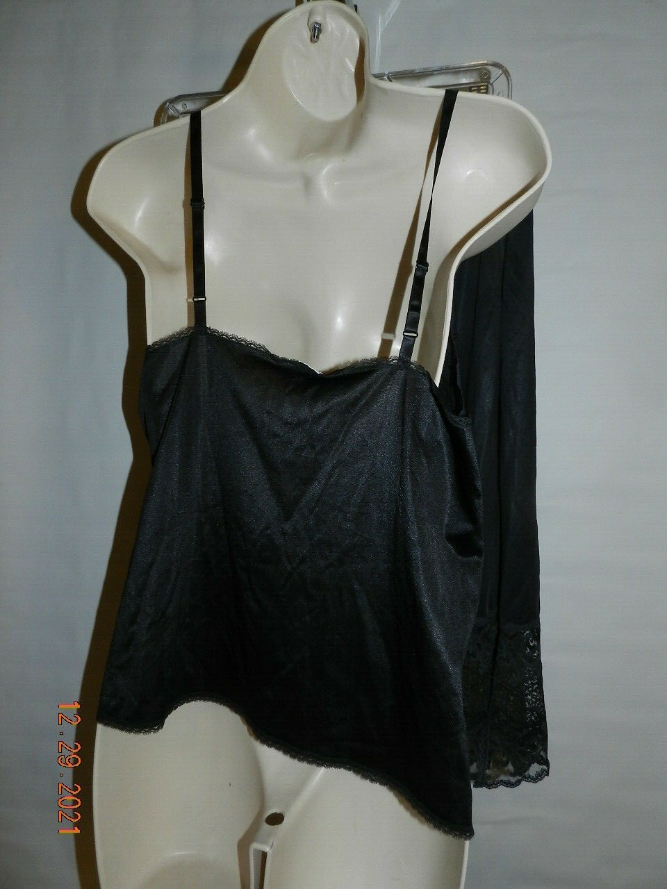 Vintage black Lace Camisole & Slip Skirt Sz 34 M JC Penney Applause deep slit