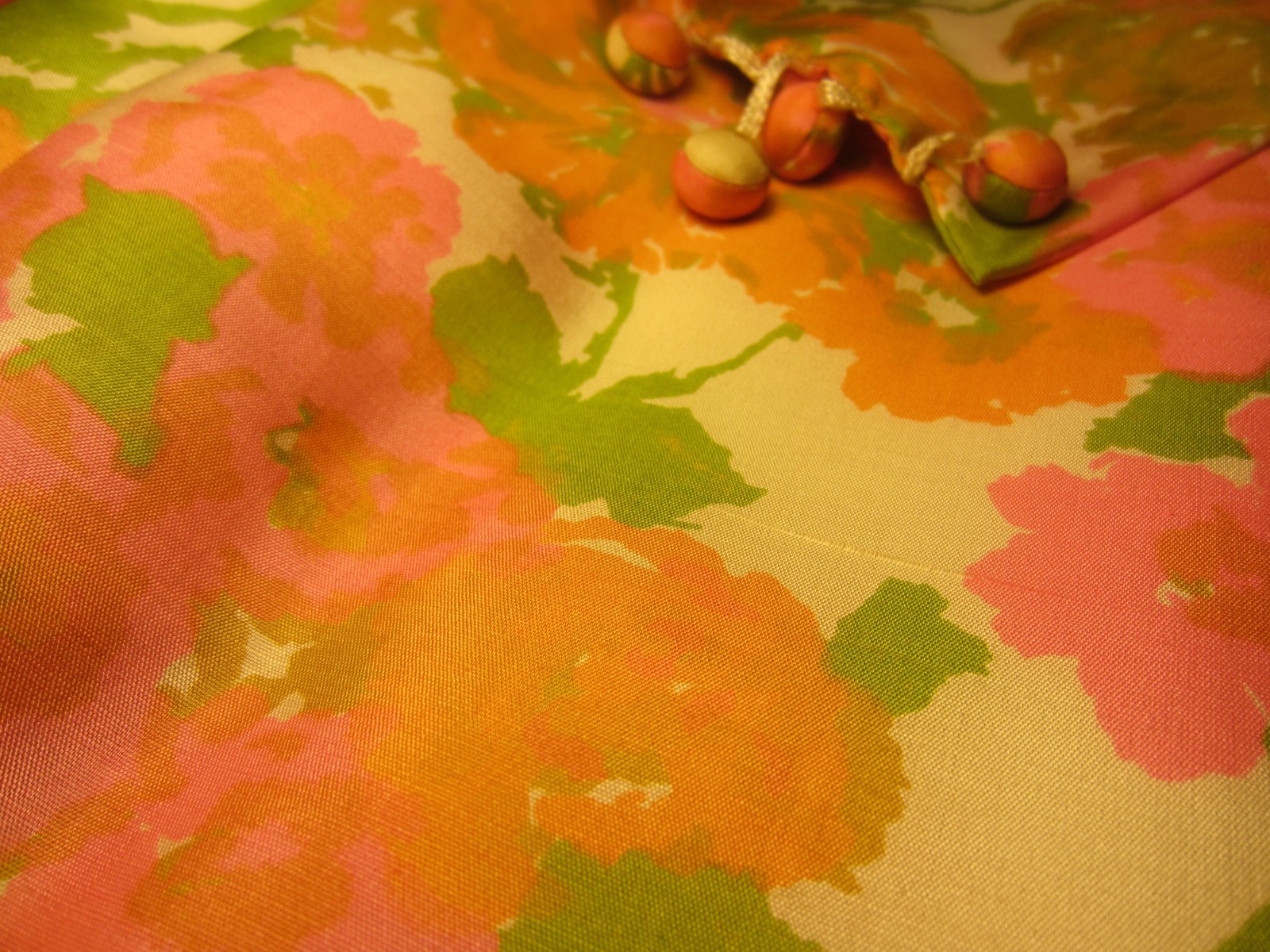 Vintage~Hand Sewn Silk Dress/Belt~60’s Era~Pink/Orange/Olive/Cream~Form Fitting