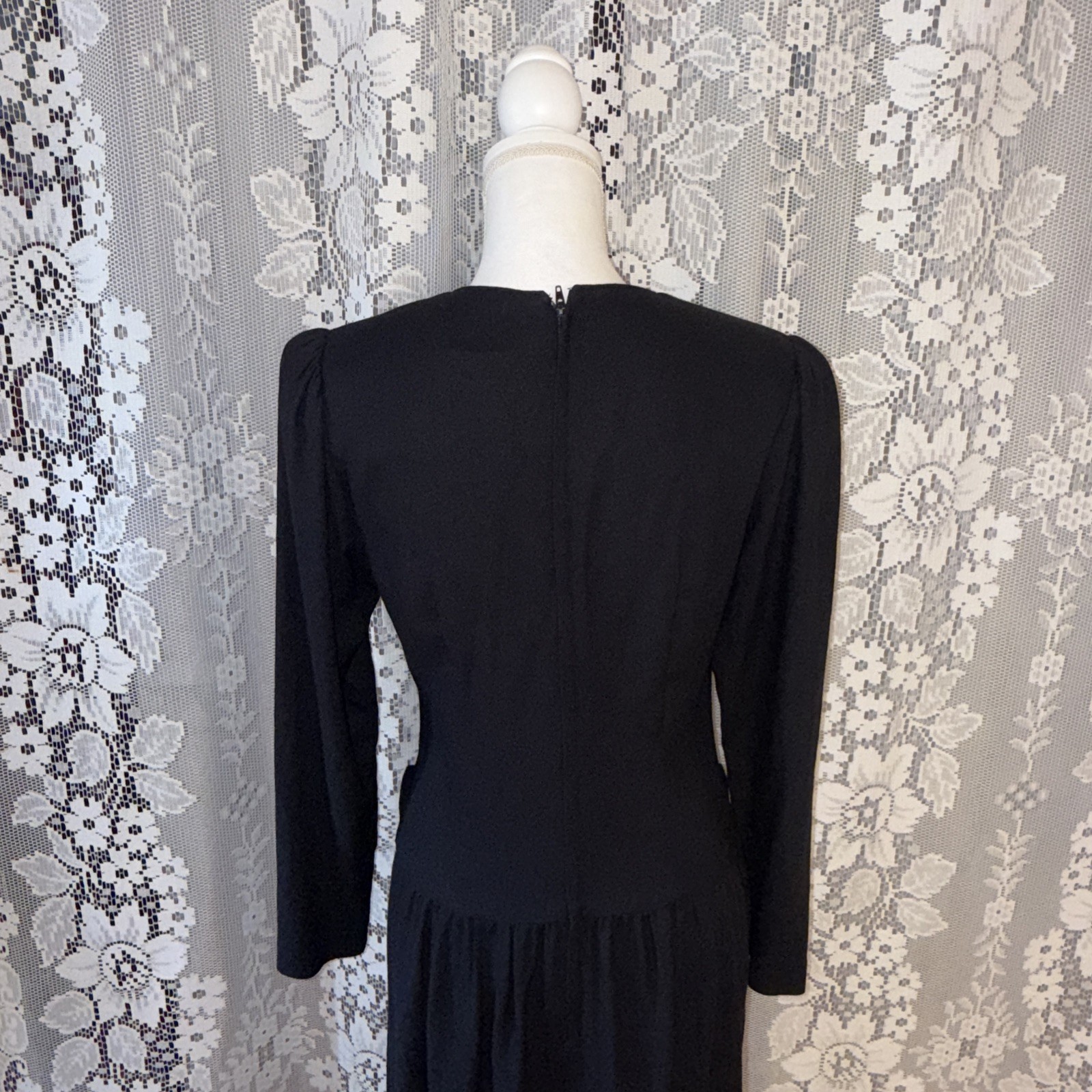 Vintage Lanz Originals Woman’s Opaque Rayon Little Black Dress Size 8 34 Bust