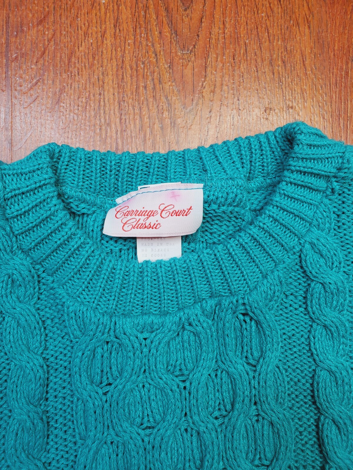 Vintage 90’s Carriage Court Teal/green Cable Knit Sweater Womens small Classic
