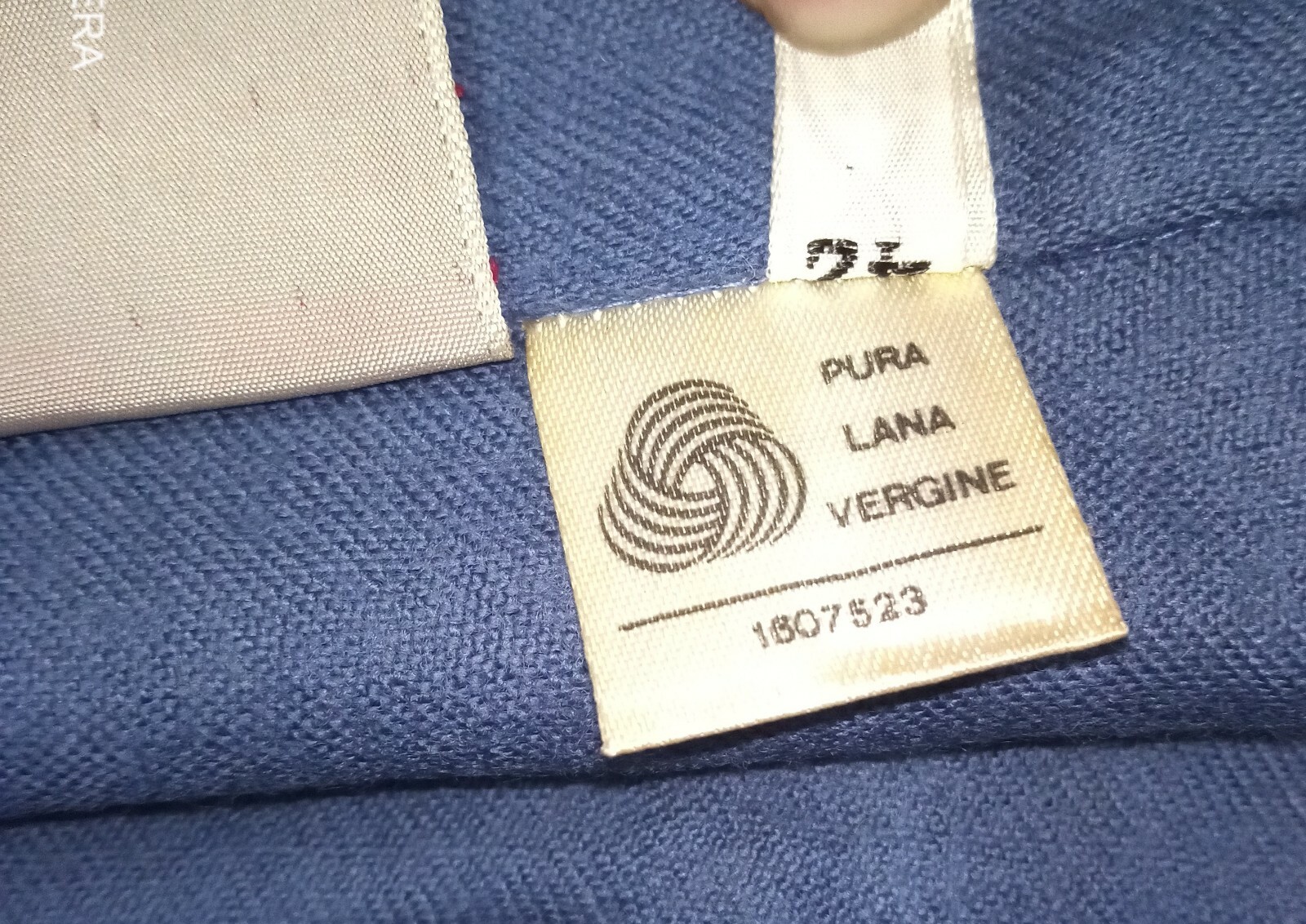 Winter Pure Wool Bicolor Hipster or Yellow Solid Color 42 to 46 Years ’80