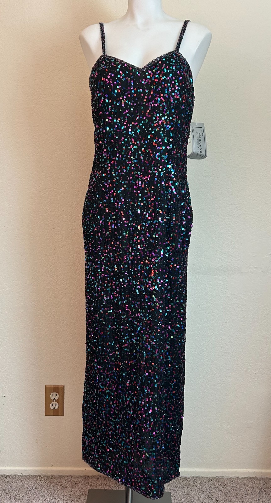 Mark & John 80’s/90’s Multi-Color Sequin 100% Black Silk Vintage Dess