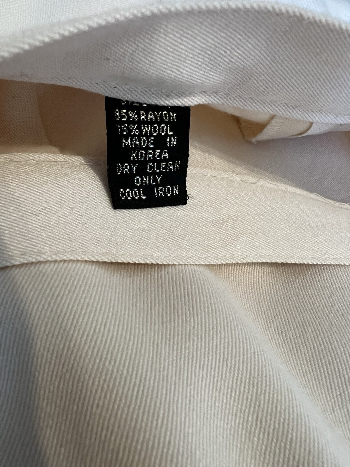 Lovely St. Gillian Rayon /Wool Off-White Skirt & Long Sleeve Top Set Size 4