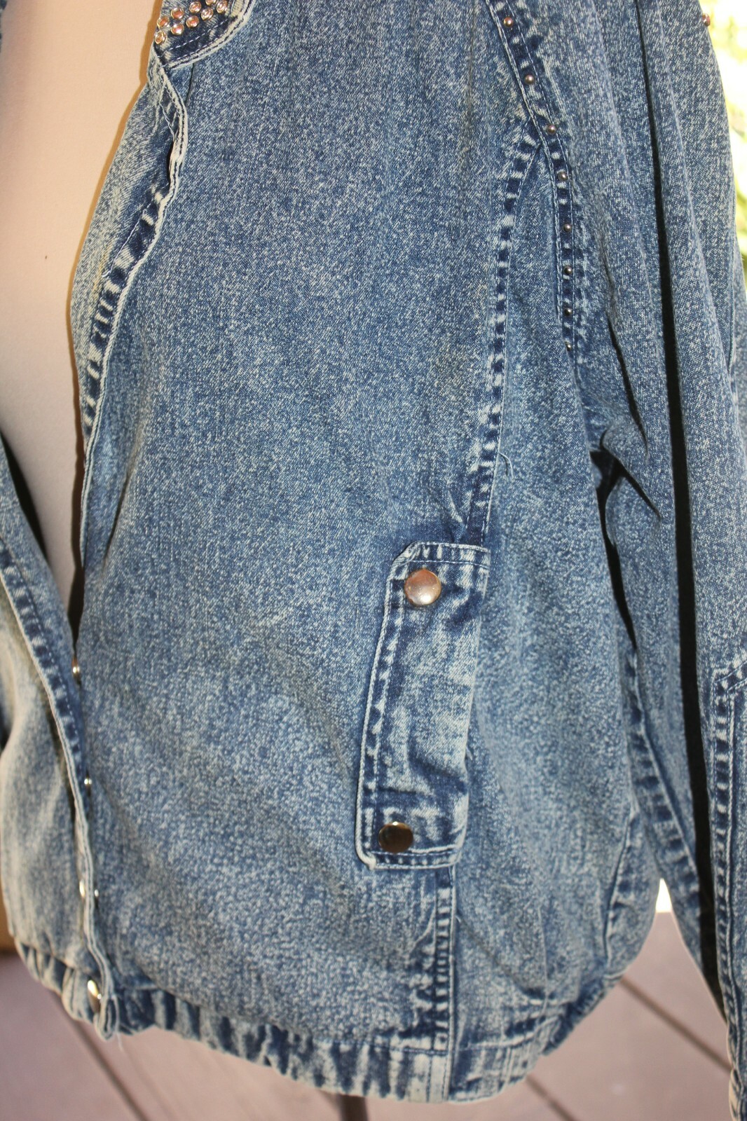 Vintage Denim 1980s Studded ladies M Jean Jacket floral bedazzle blue 90s floral