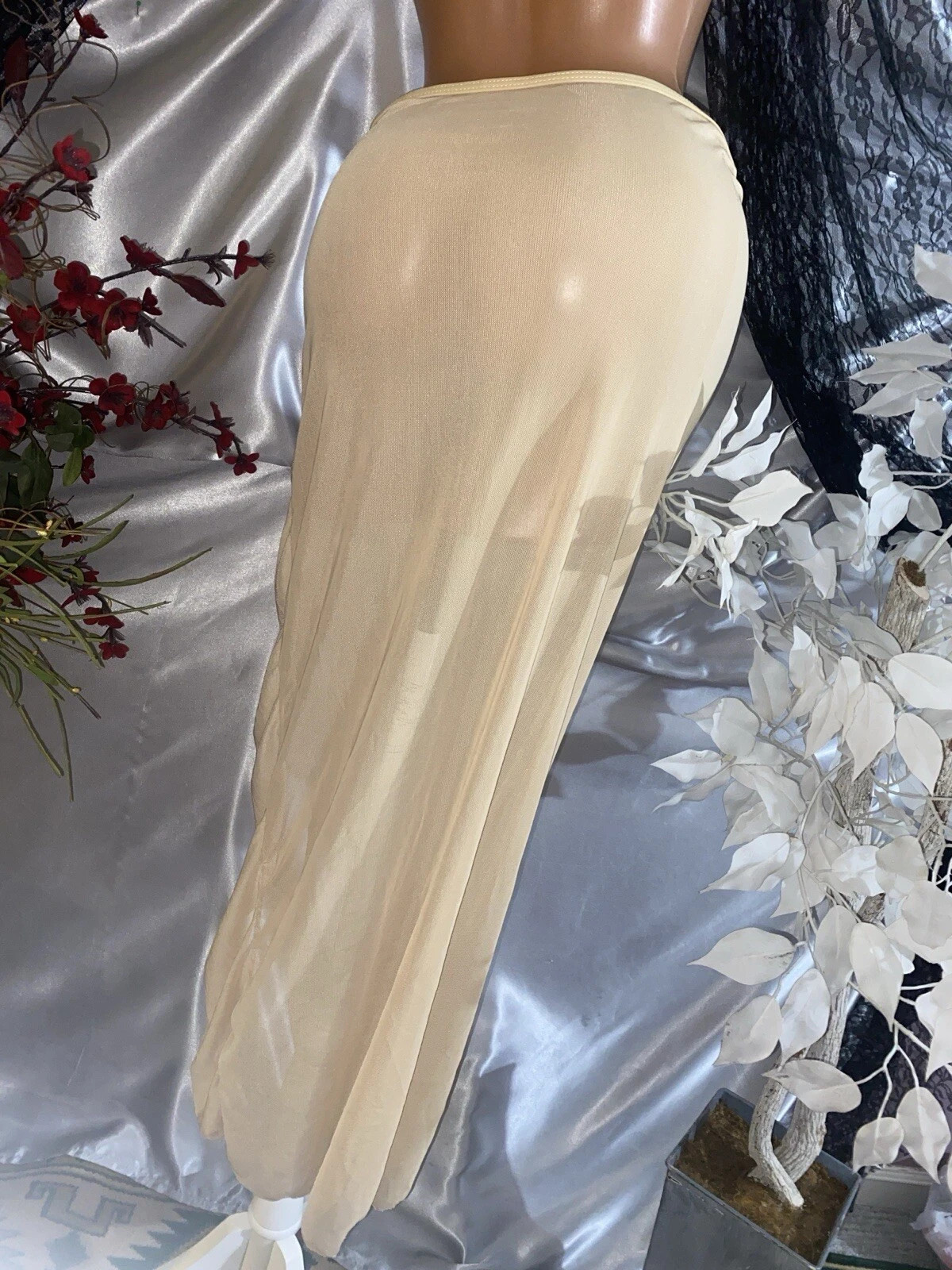 VTG SILKY NYLON TAN IVORY TRANSPARENT SHEER MESH SLIT RUCHED SKIRT L SPANDEX