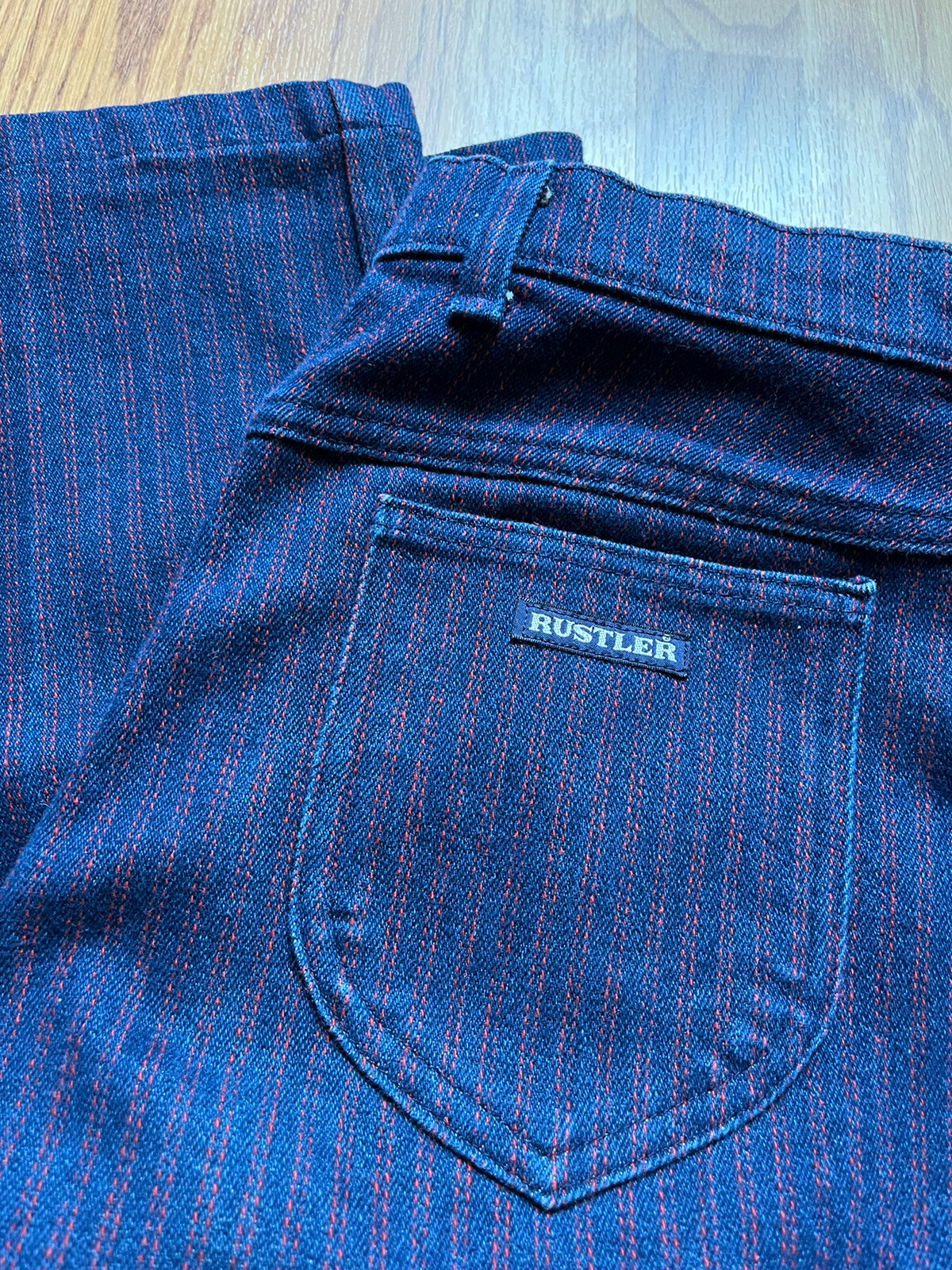 Vintage Women’s RUSTLER Denim Jeans Original Dark Blue w Red Stripes 34×28 USA