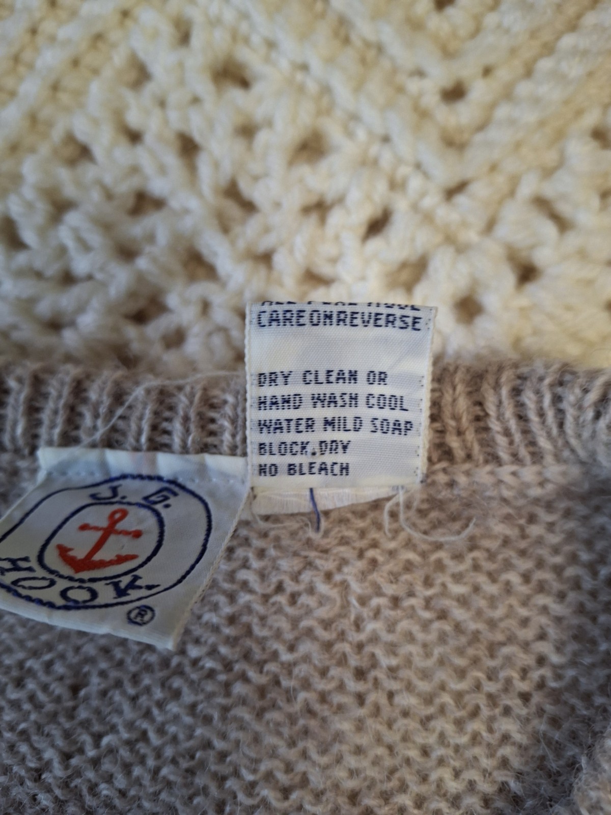 Vintage J.G. Hook Wool Sweater Vest Tan Floral Print Size Medium