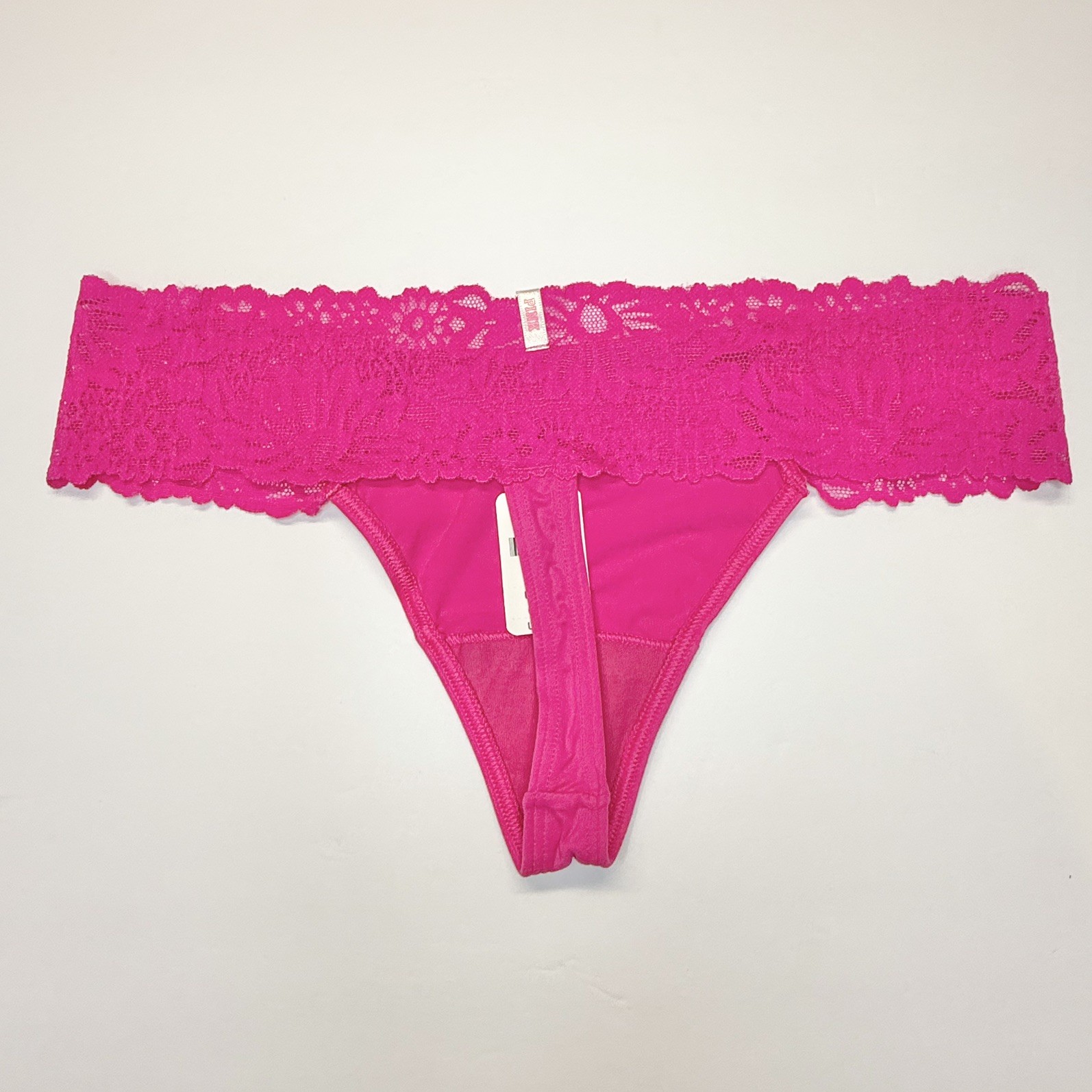 2016 Vintage PINK by Victoria’s Secret Solid Pink Lace Thong Panties Size Medium