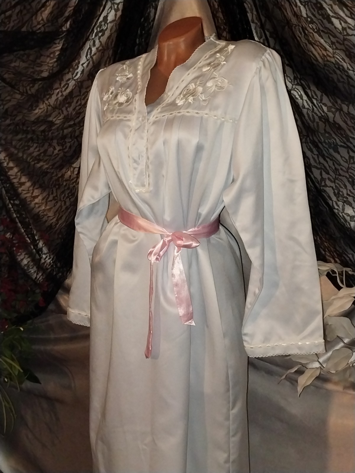 VTG SATIN shiny miss elaine baby blue Anastasia Poets Pullover Robe Nightgown M