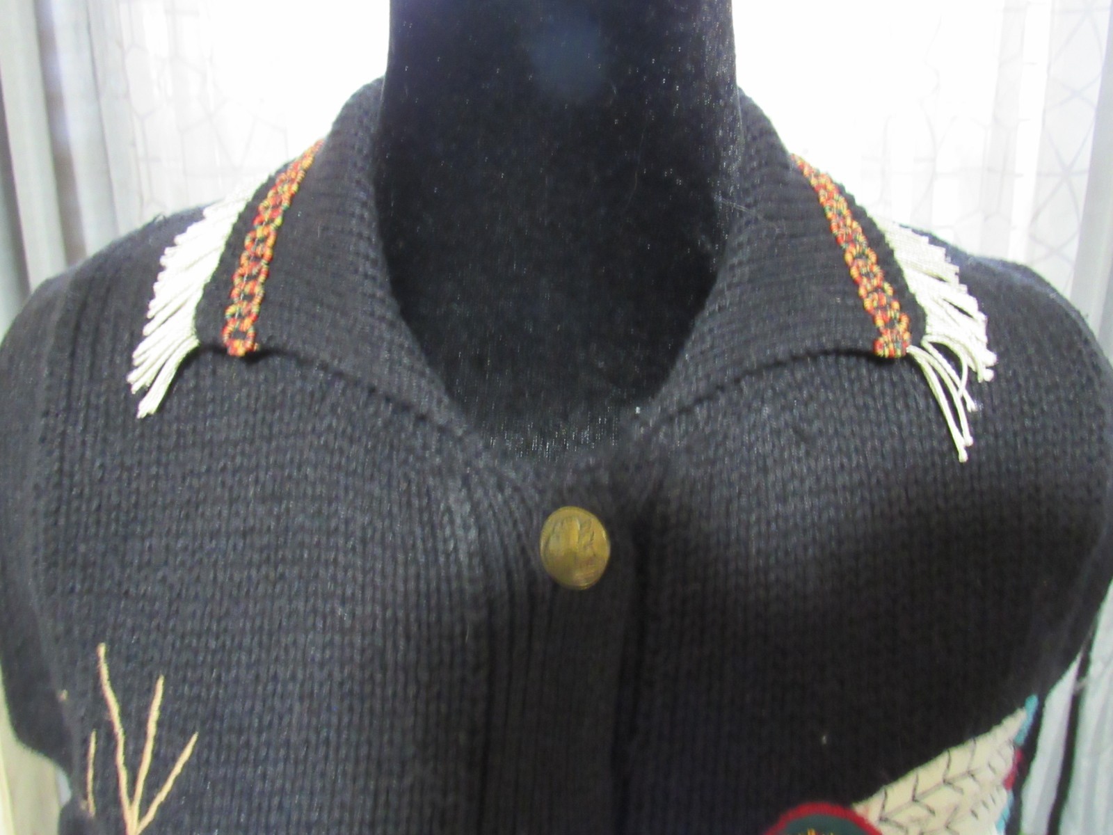 VTG Sharon Young Native American Black Sweater Vest TeePee Headdress Fringe S