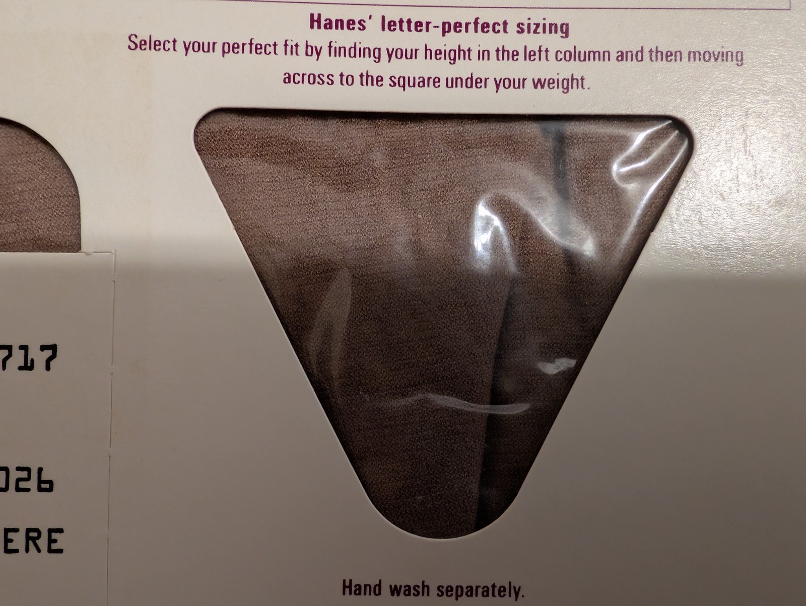 Vtg 2 pr Hanes Silk Reflections FITS LIKE A FANTASY Style 717-AB Different Color