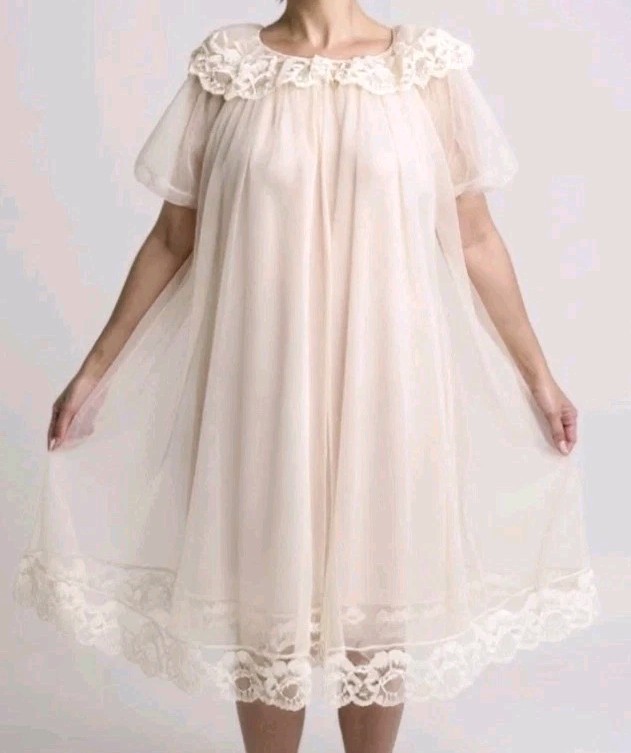 Vtg 60’s Miss Elaine Set 2PC Nylon Nightgown Chemise Robe Lingerie Peignoir! S/M
