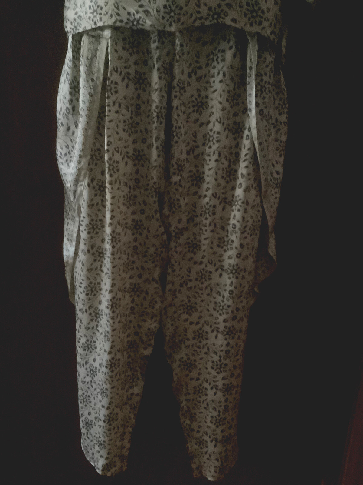 Vintage 60’s 2pc Silk Top & Pants Made In Holland Approx. Size 10