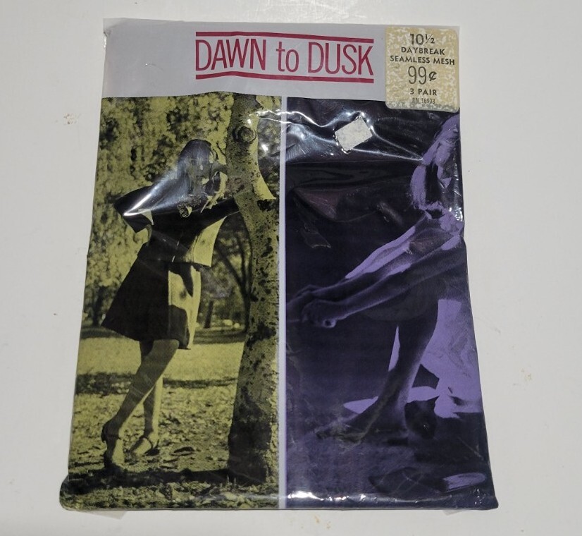 Vintage Dawn to Dusk Seamless mesh Stockings size 10.5