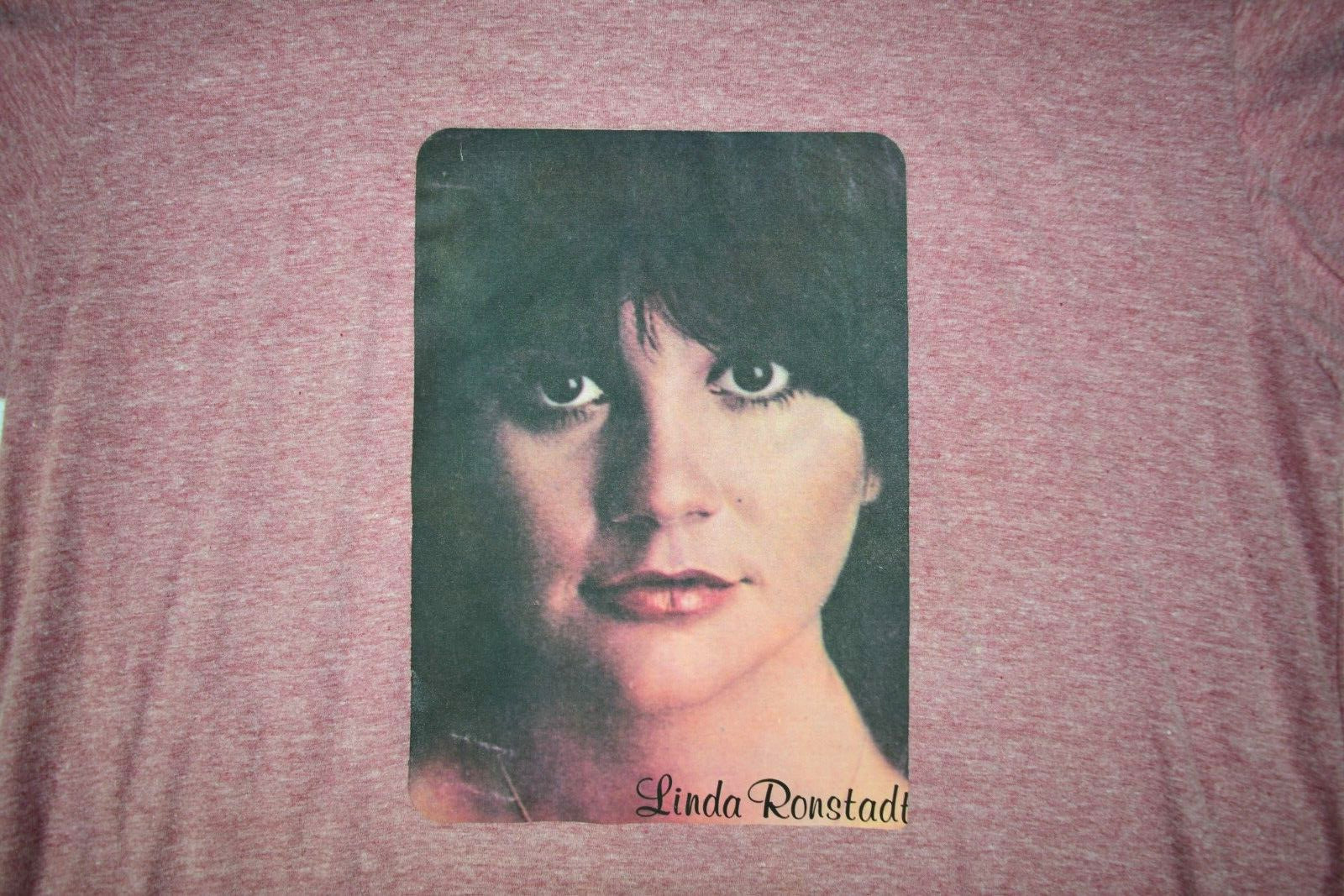 Vintage T-Shirt Single Stitch Ringer Size S 70s Linda Ronstadt Heat Transfer