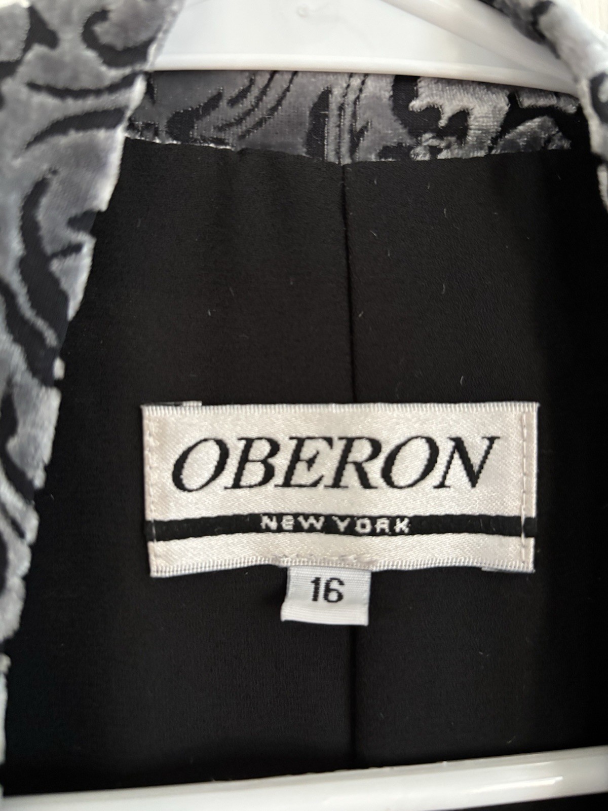 Oberon Silver And Black Silk Velvet Burnout Jacket Oriental Style 16 Women’s 90s