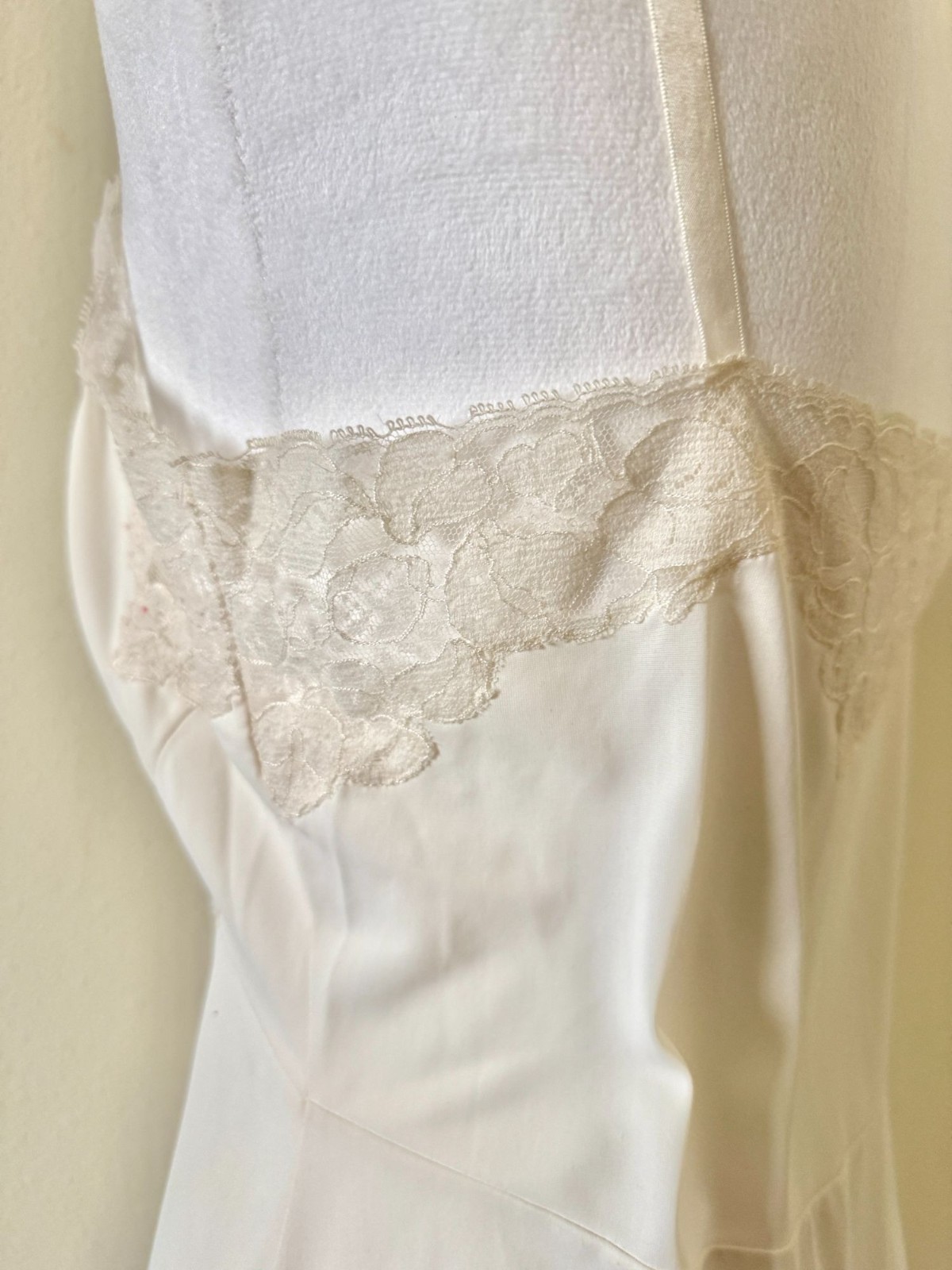 Vintage 1960s Sleeveless White Lace Nightgown or Slip In Cream With Lace Detail