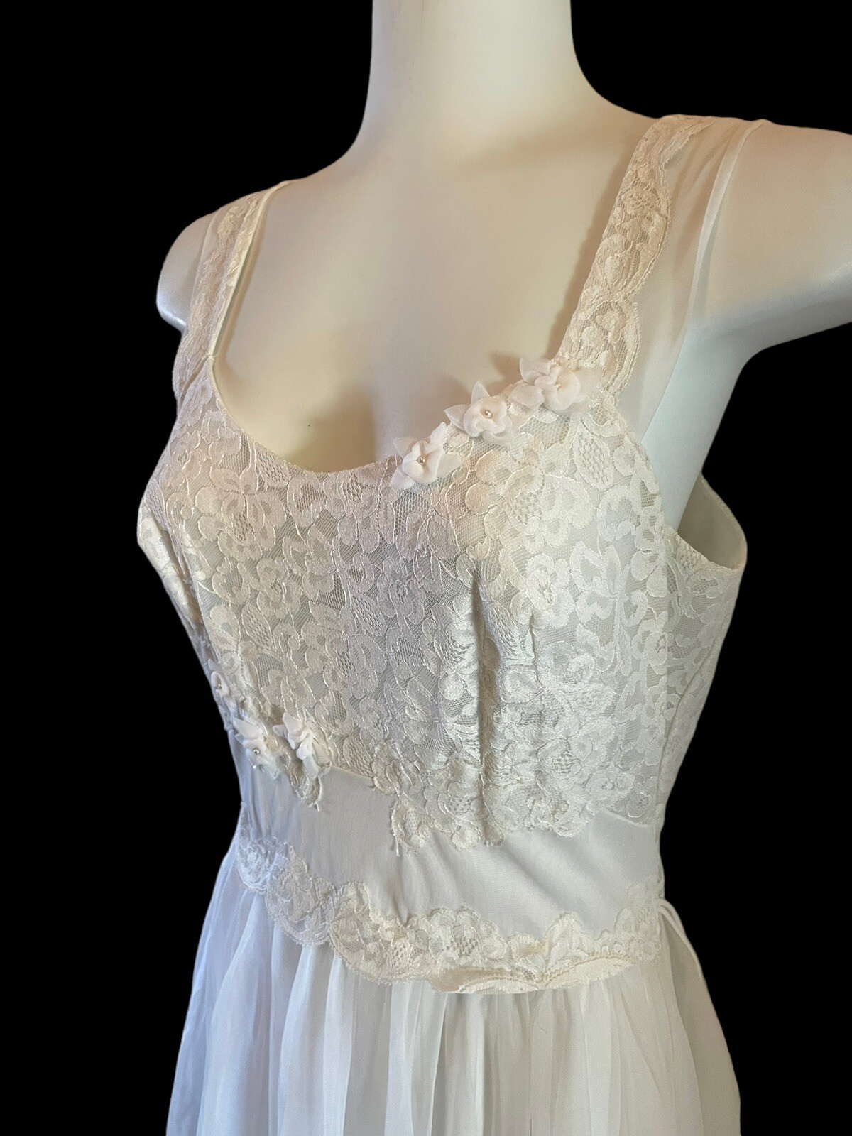 Vintage 50’s Shadowline Nylon Chiffon Lace Nightgown Bridal 32 Ivory Belt Waist