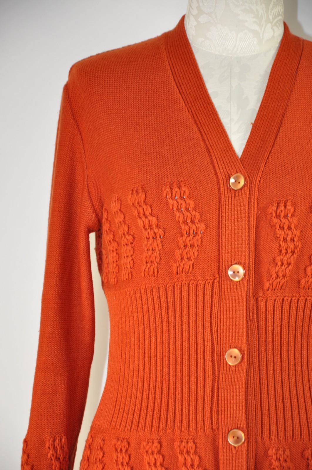 70s Autumn Rust Orange Pointelle Ribbed Knit Button Up Sweater Cardigan Women M