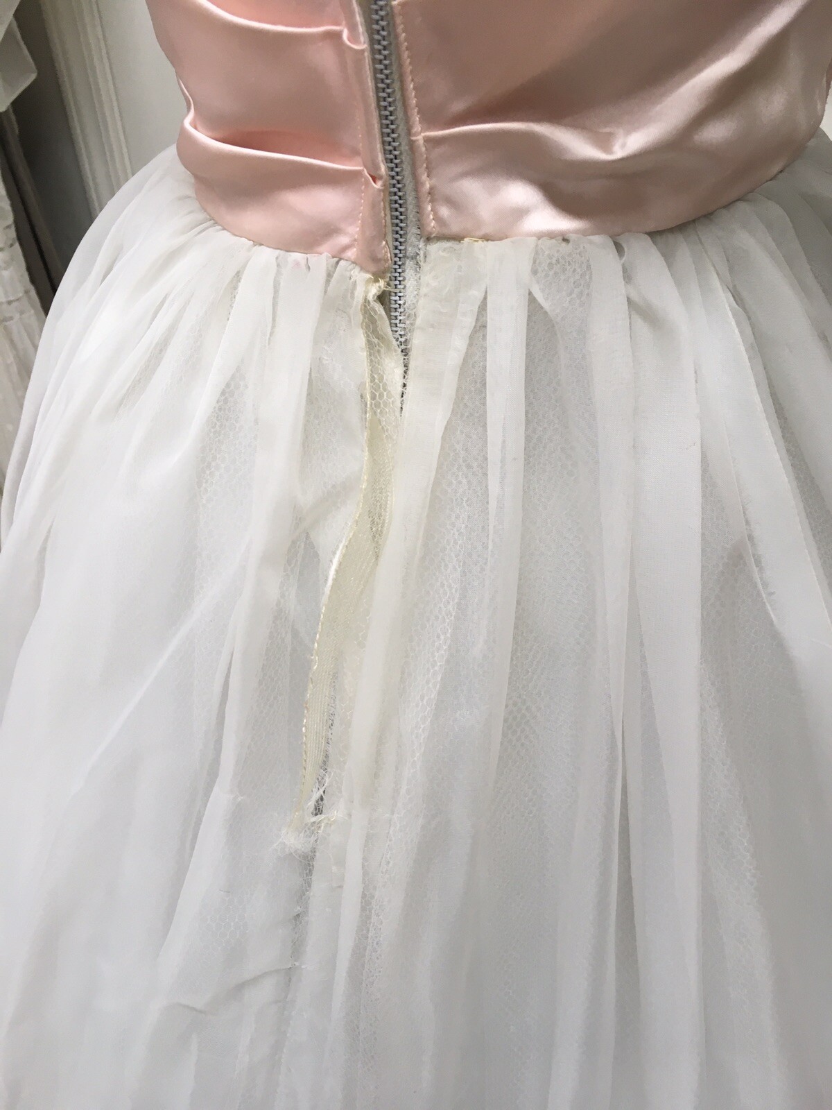 1950s Prom Dress White Tulle Fabric Pink Satin Ribbon Millinery Flowers #14