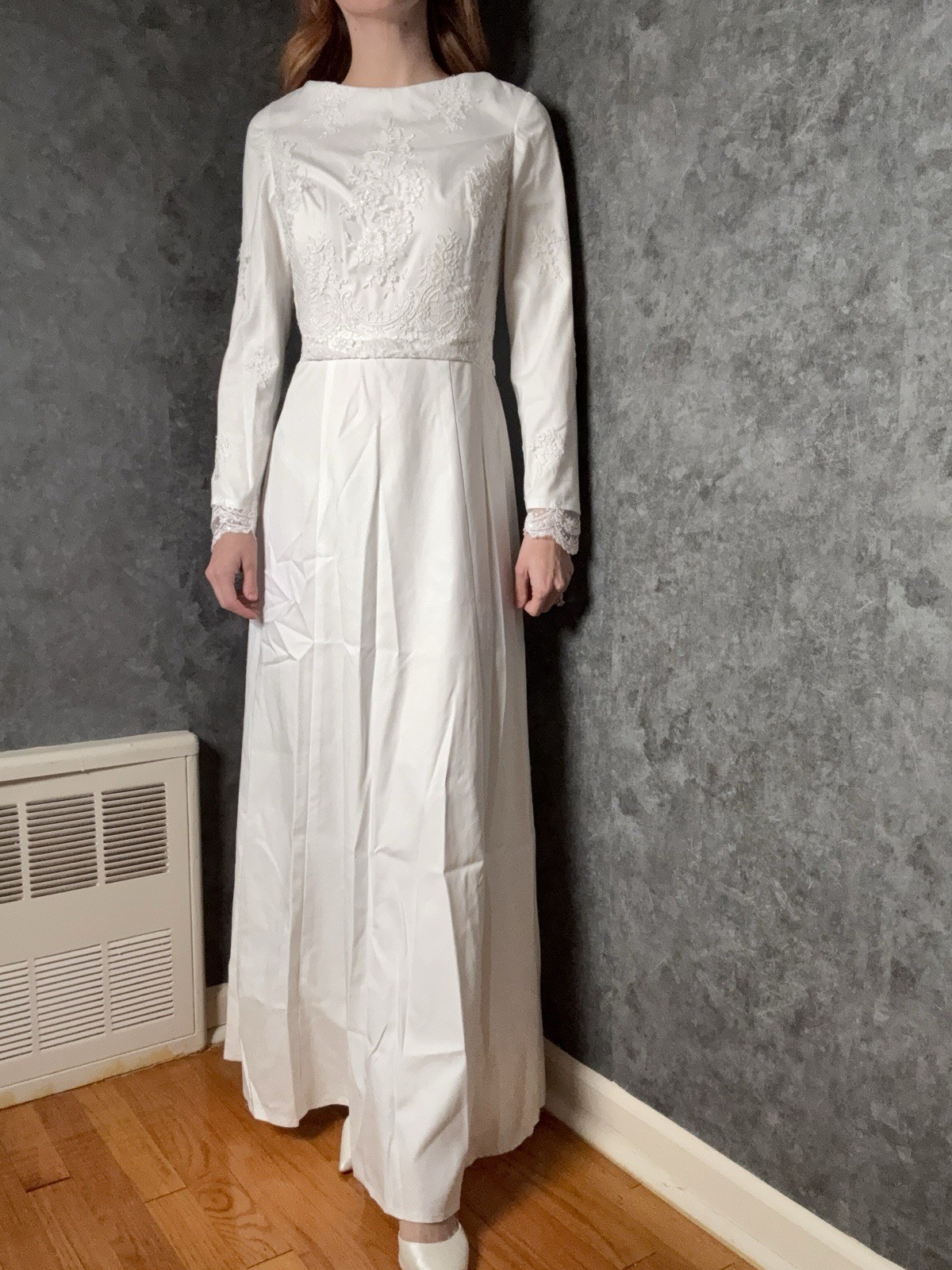 ✨ Rare 1970s Handmade Vintage Wedding Dress – Restored, Pristine Condition ✨