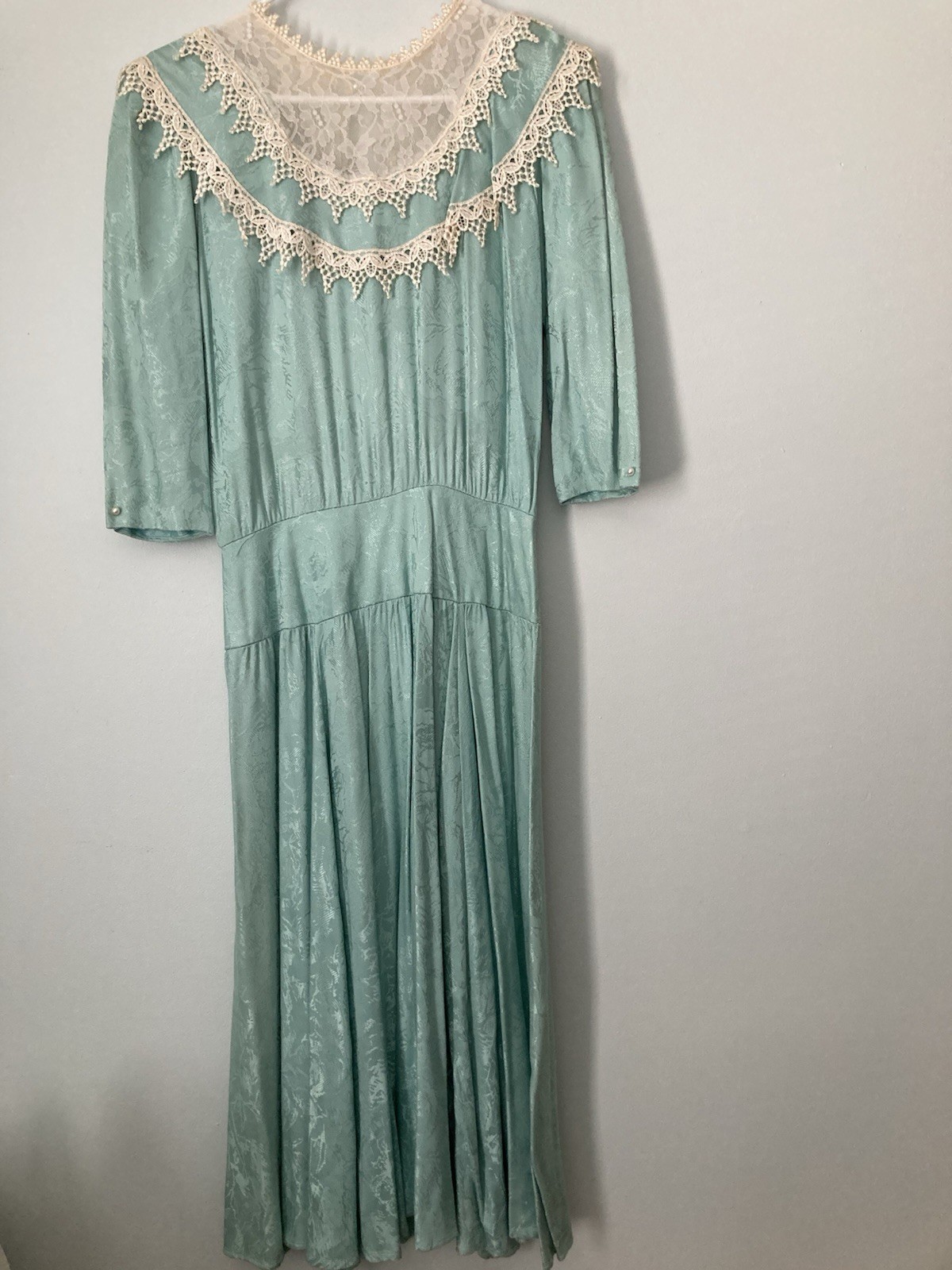 JSJ Vintage Aqua Jacquard/Brocade Dress With Lace & Pearls Size 7/8 Made In USA