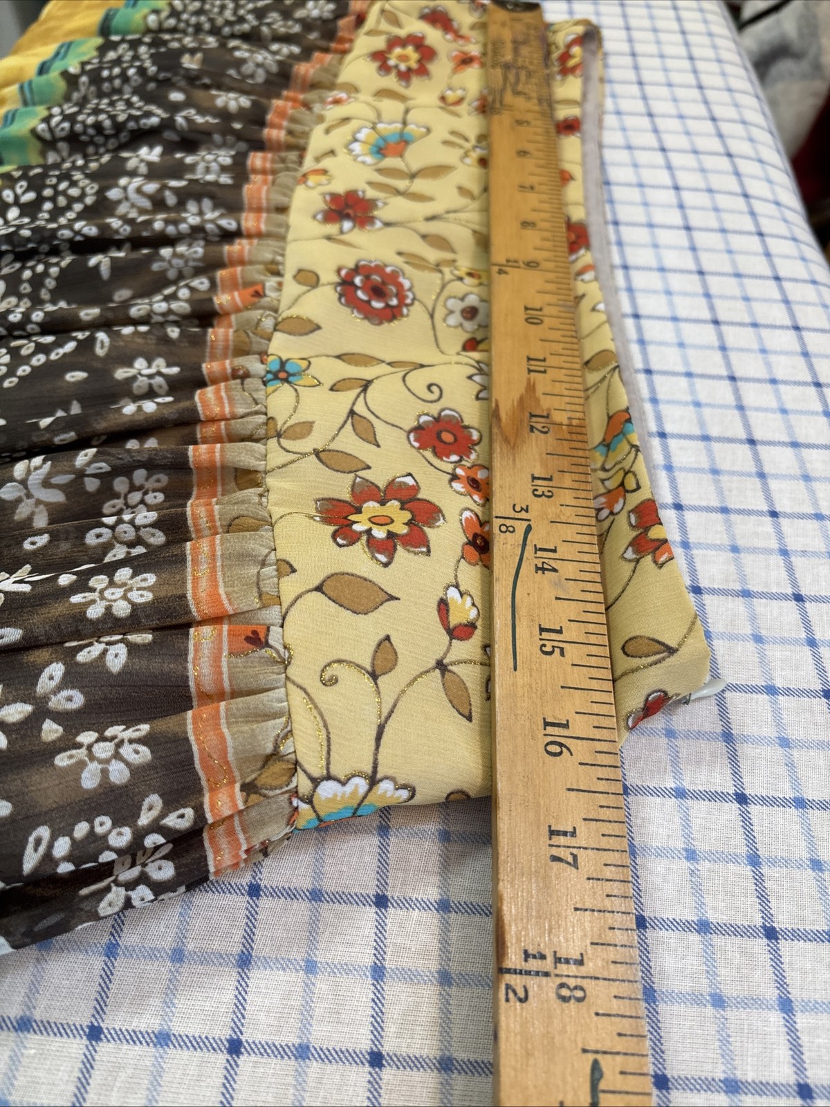 Vtg 90s Floral Yellow Midi Skirt Size 10 Fairy Coquette Y2K Feminine Soft Girl