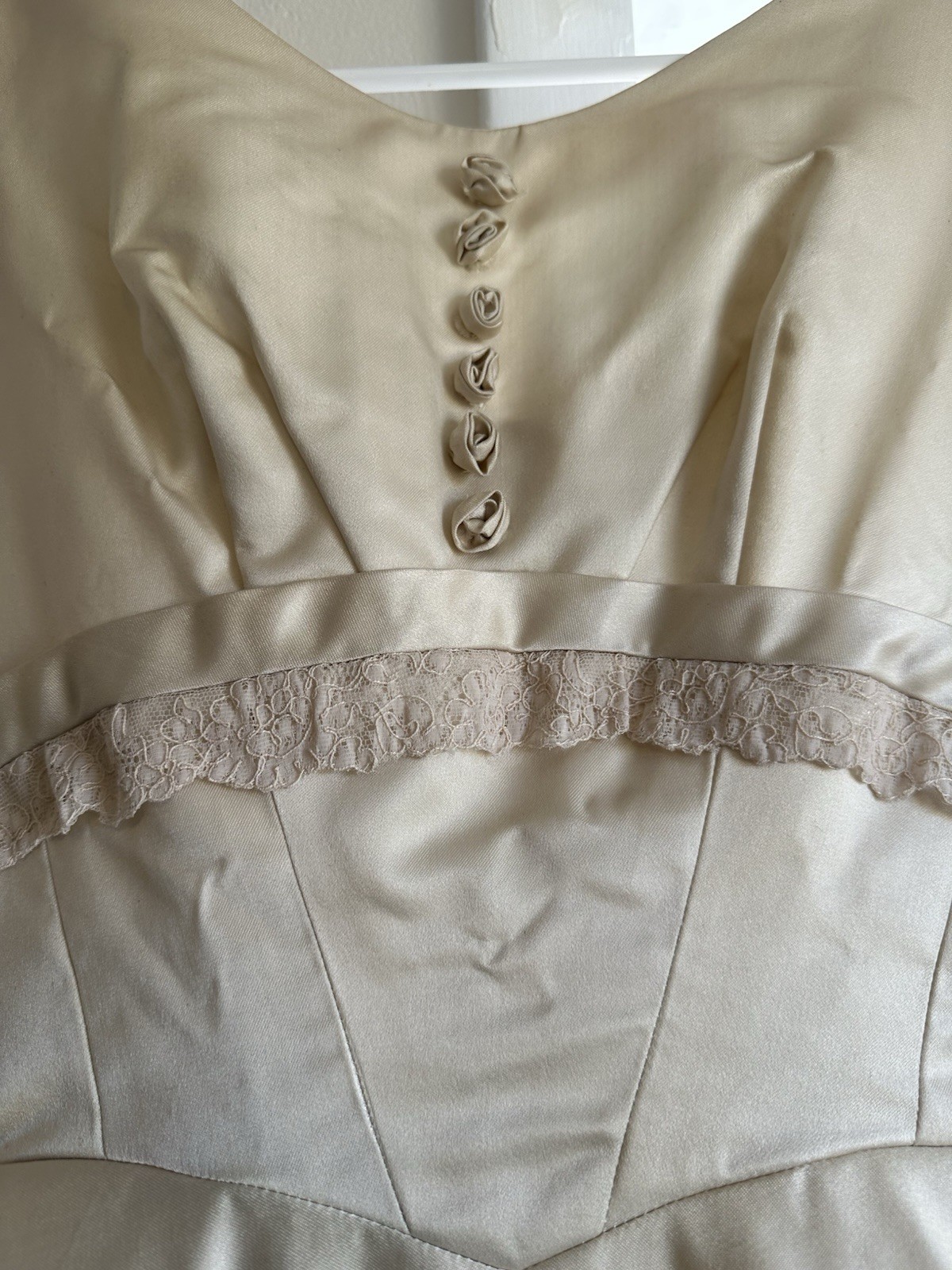 1950s Vintage Priscilla Of Boston Ivory Satin Gown V Bodice /Neck 3/4 Sleeve