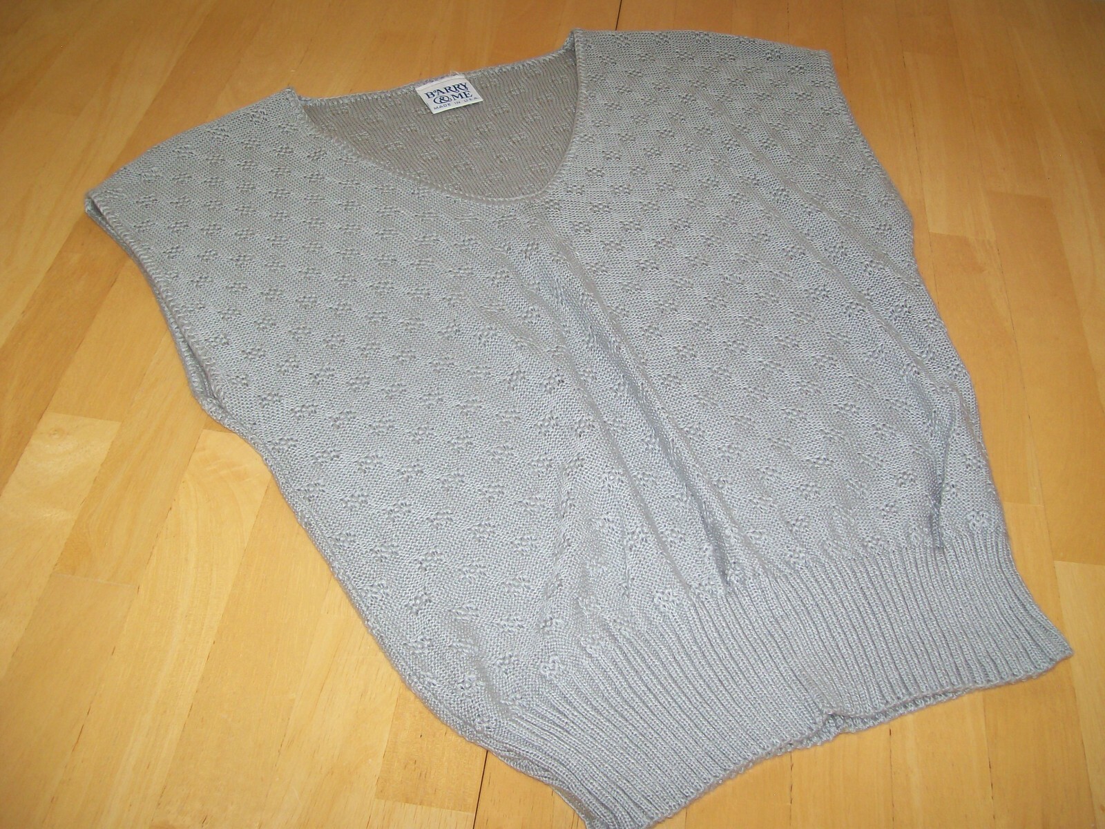 True Vintage 1980’s Barry & Me Sweater Vest Knit Beige Slouchy Small VTG 80’s