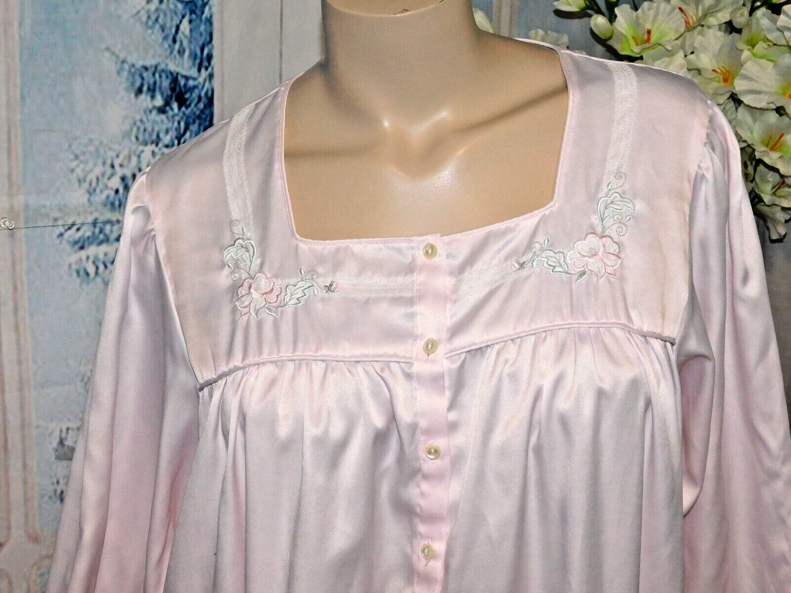 L Cozy Aria Warm Cozy Long Sleeve Free Bust Gown Satin w Flocked lining