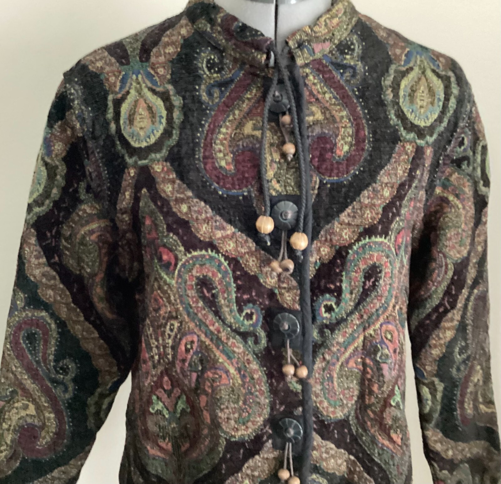 VTG Flashback jacket paisley woven jacquard BOHO wood bead buttons pockets