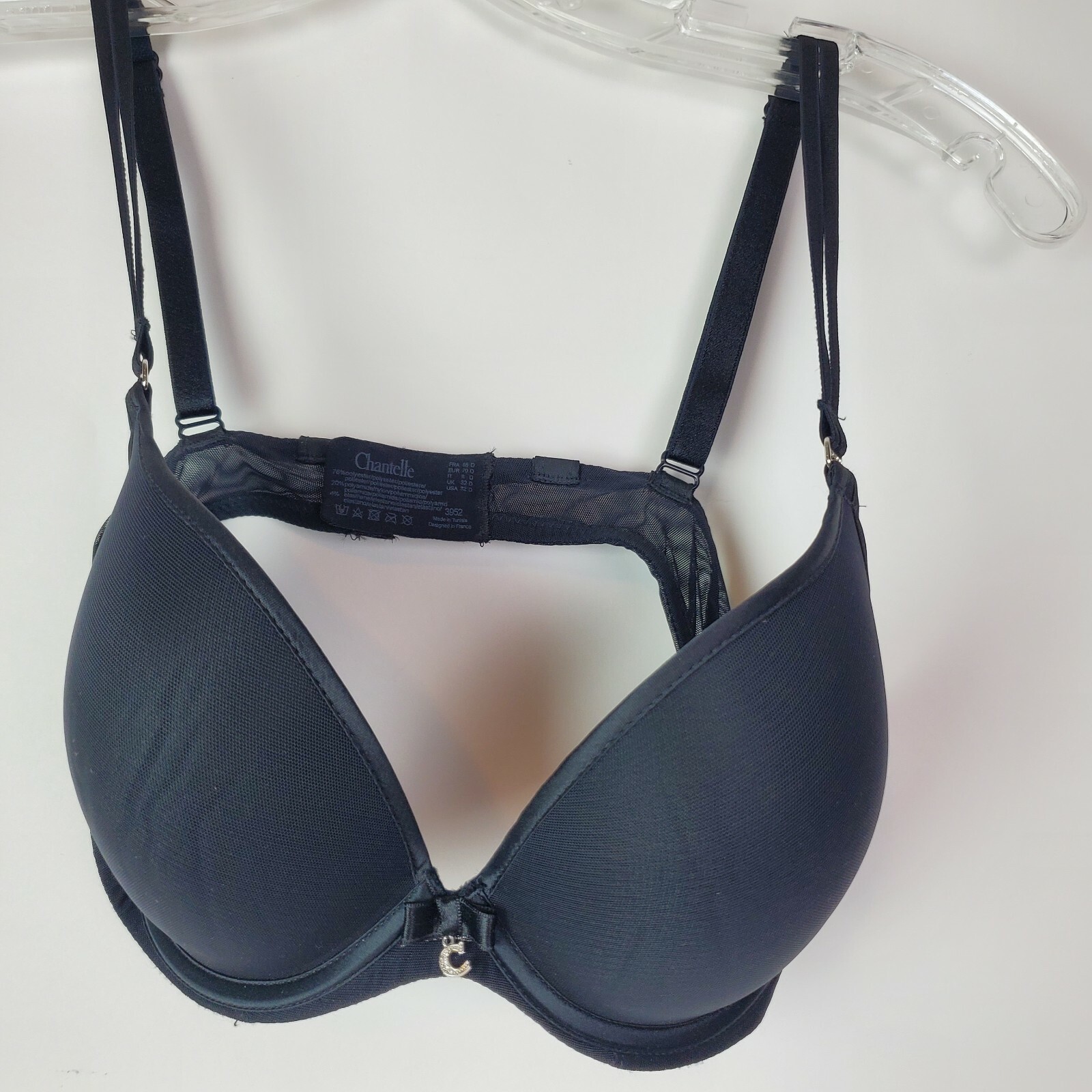 Chantelle Women’s Sublime Invisible Push-Up Bra 32D Black 3952 GUC