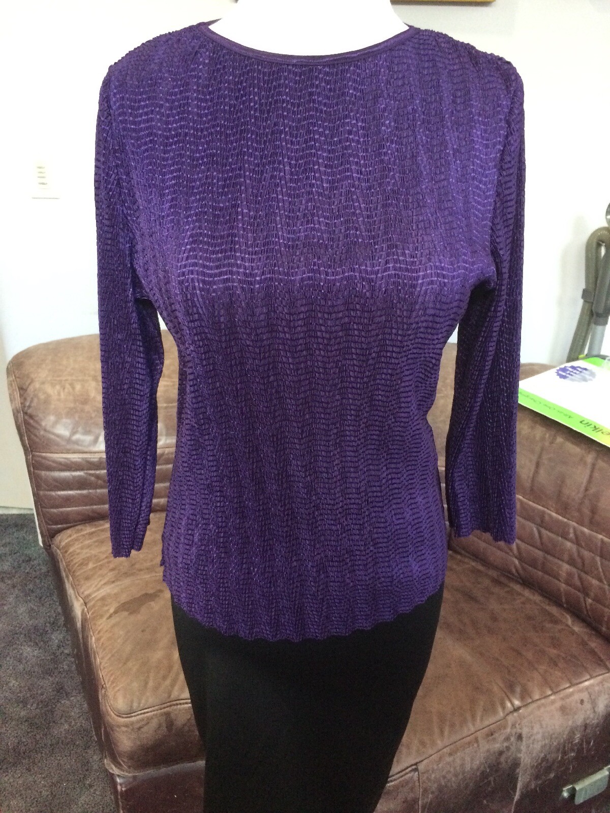 NWT Lana Lee Eggplant crinkle top. size small $29