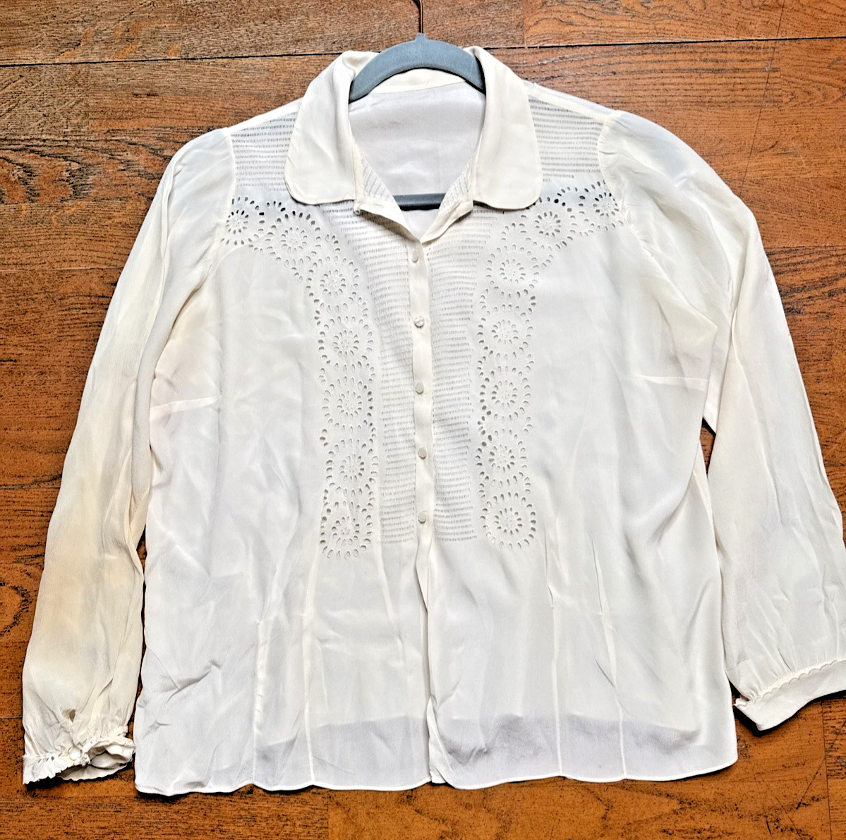 VTG 1940s 1950s Trapunto Eyelet Blouse As Is Repair Salvage Restoration MOP