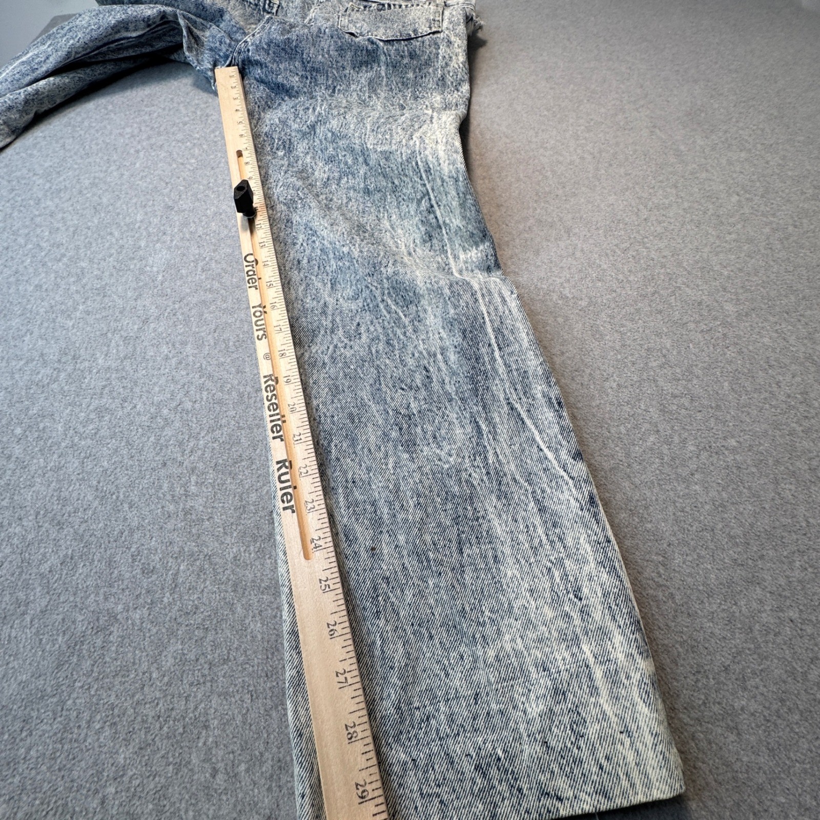 Vintage 80s Acid Wash High Waist Mom Jeans Straight Leg Grunge USA Size 12 to 14