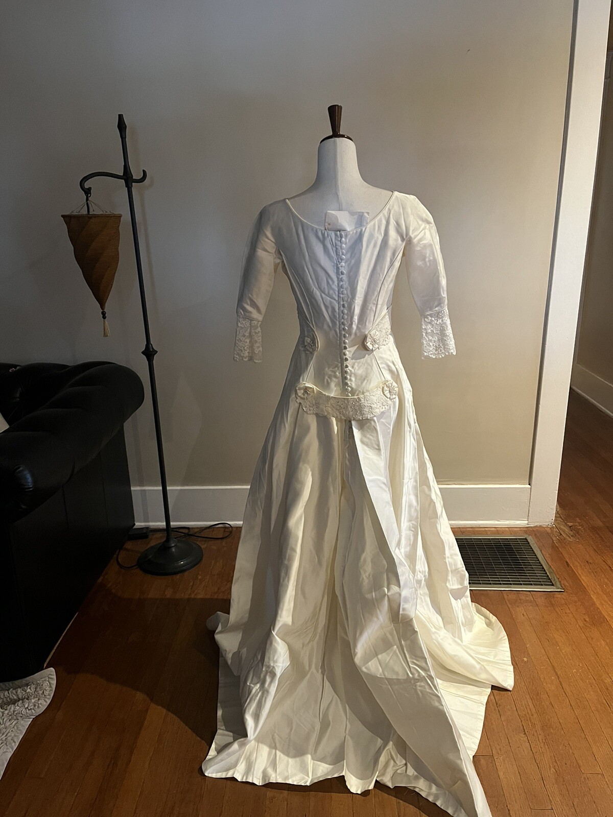 Vintage Alfred Angelo Edythe Vincent 1940-1950’s Taffeta And Lace Wedding Dress