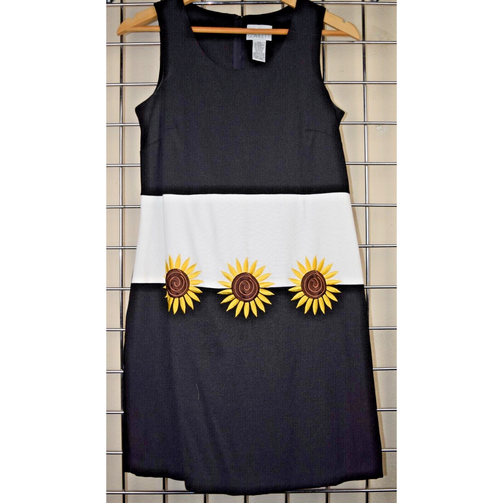 Vintage Dress Scarlett Size 5/6 90s Black White Embroidered Sunflowers Rayon