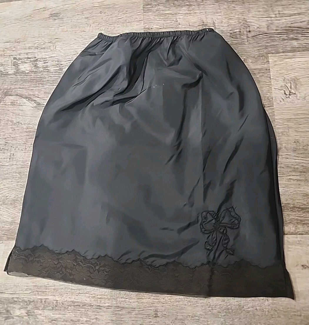 Vintage Bali Half Slip Med Av Black W/ Lace Side Slits + ILGWU 50/50 Poly/Dacron