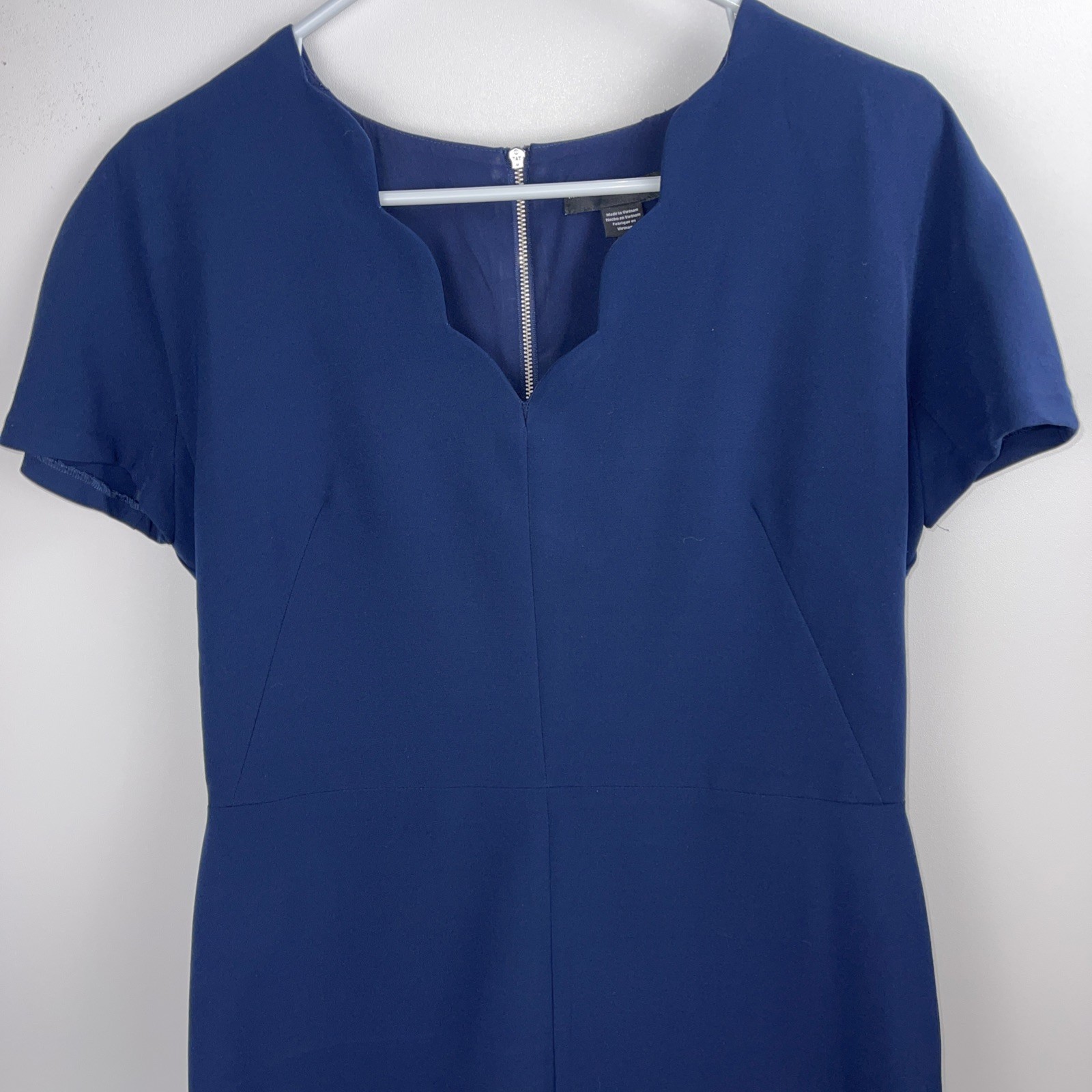 Vintage Maggie London Navy Lined Shift Sheath Dress Sz 12 Scalloped Neck