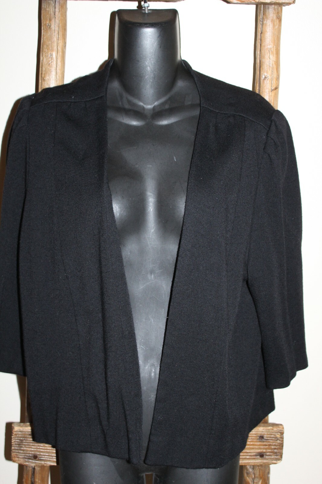 Lot of 5~Women’s~VINTAGE~Short Jackets~WOOL w/Leather Trim~IVORY Wool & Angora~M