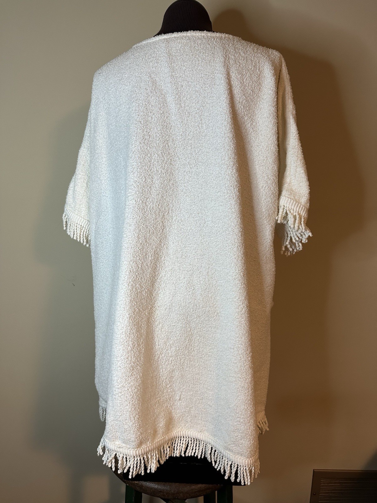1970s Vintage Gertrude Davenport White Terry Flip Beach Pool Cover Up w/Fringe
