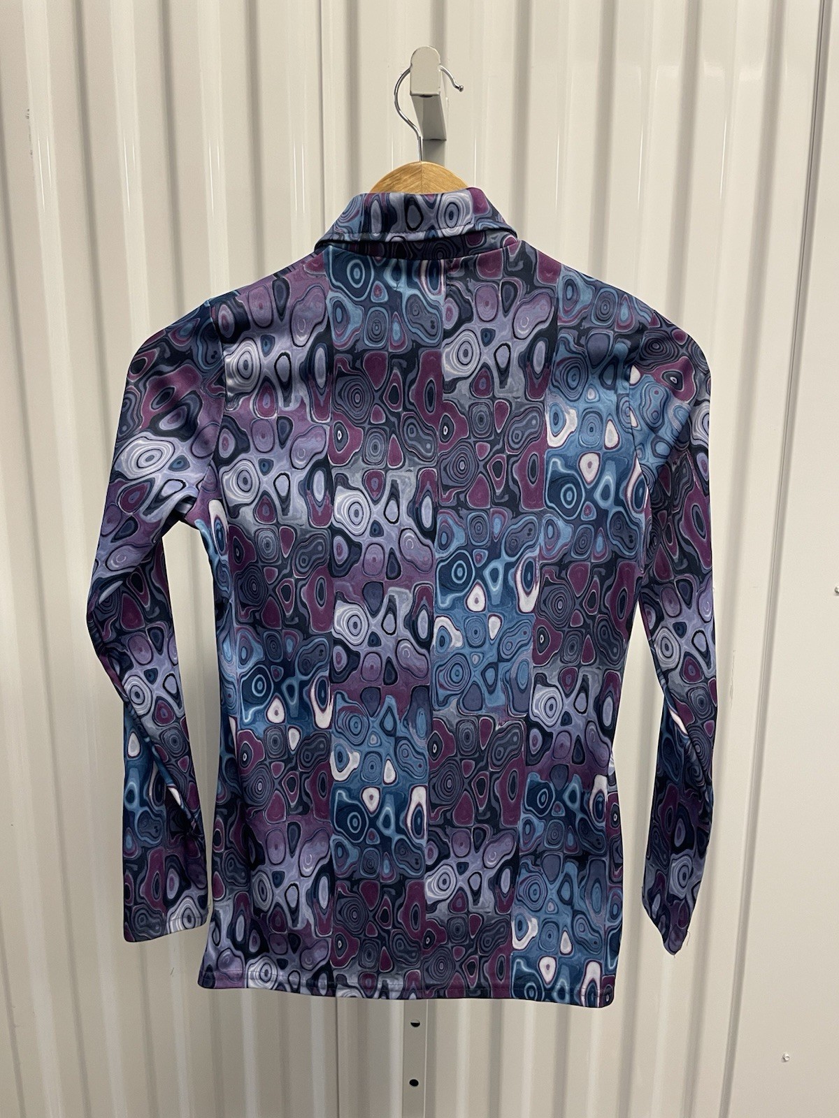 VTG 90s Does 70s Coolwear Oil Spill Psychedelic Split Front Daggar Collar Top S