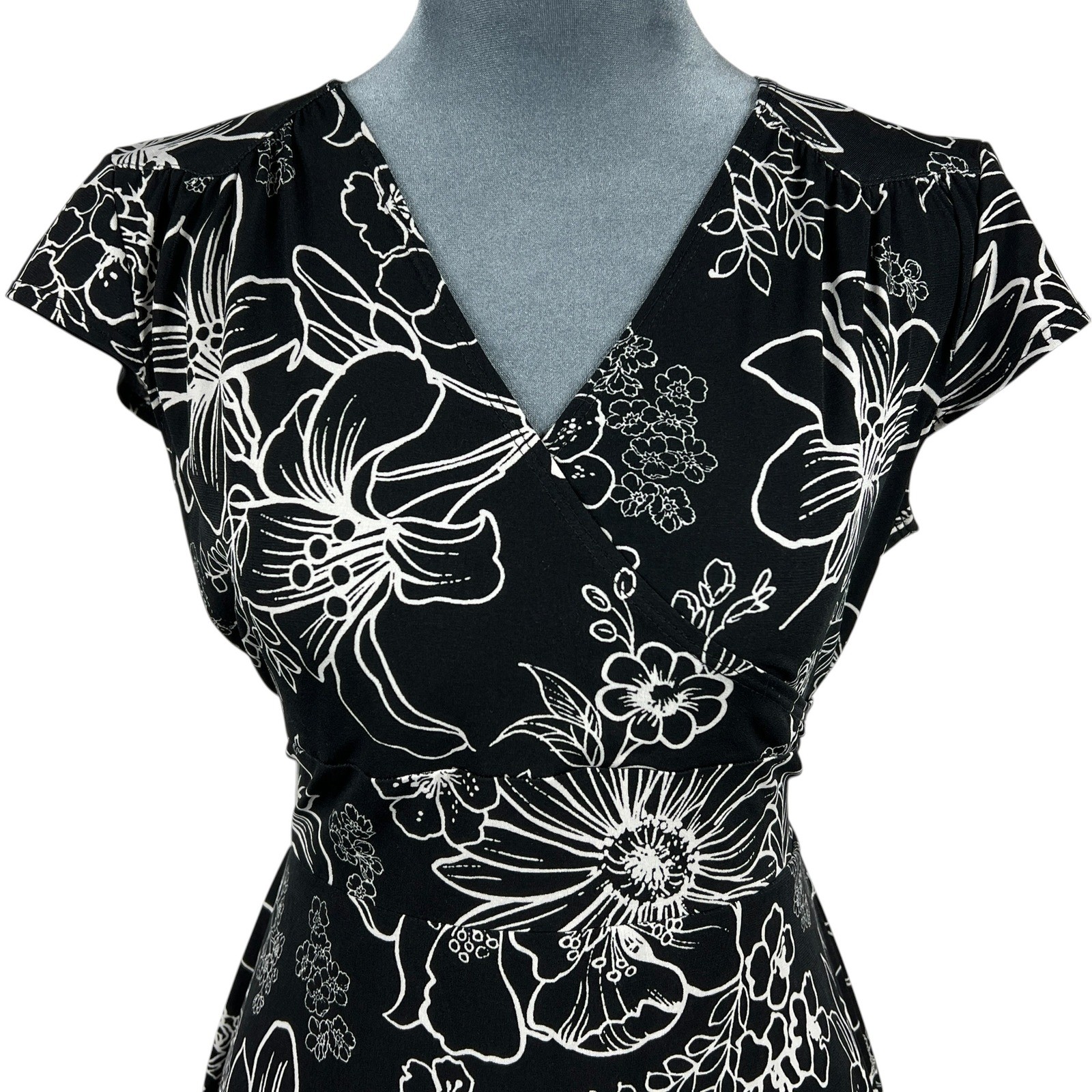 Vintage Y2K Floral Mock Wrap Midi Dress 11/12 Black White Tie Back Empire Waist