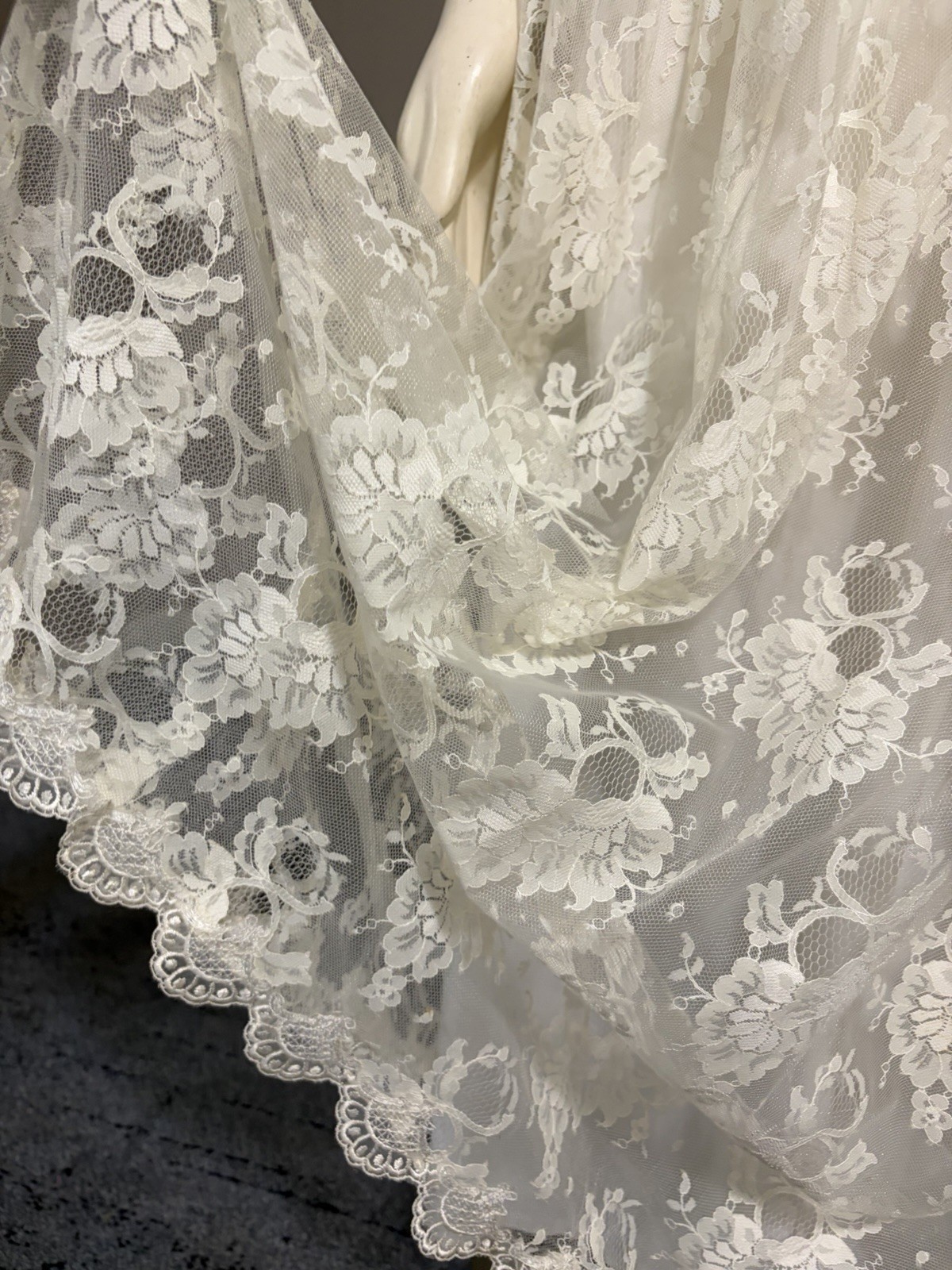 1990’s Puff Sleeve Lace Midi Wedding Dress Cottage Core Sz 12