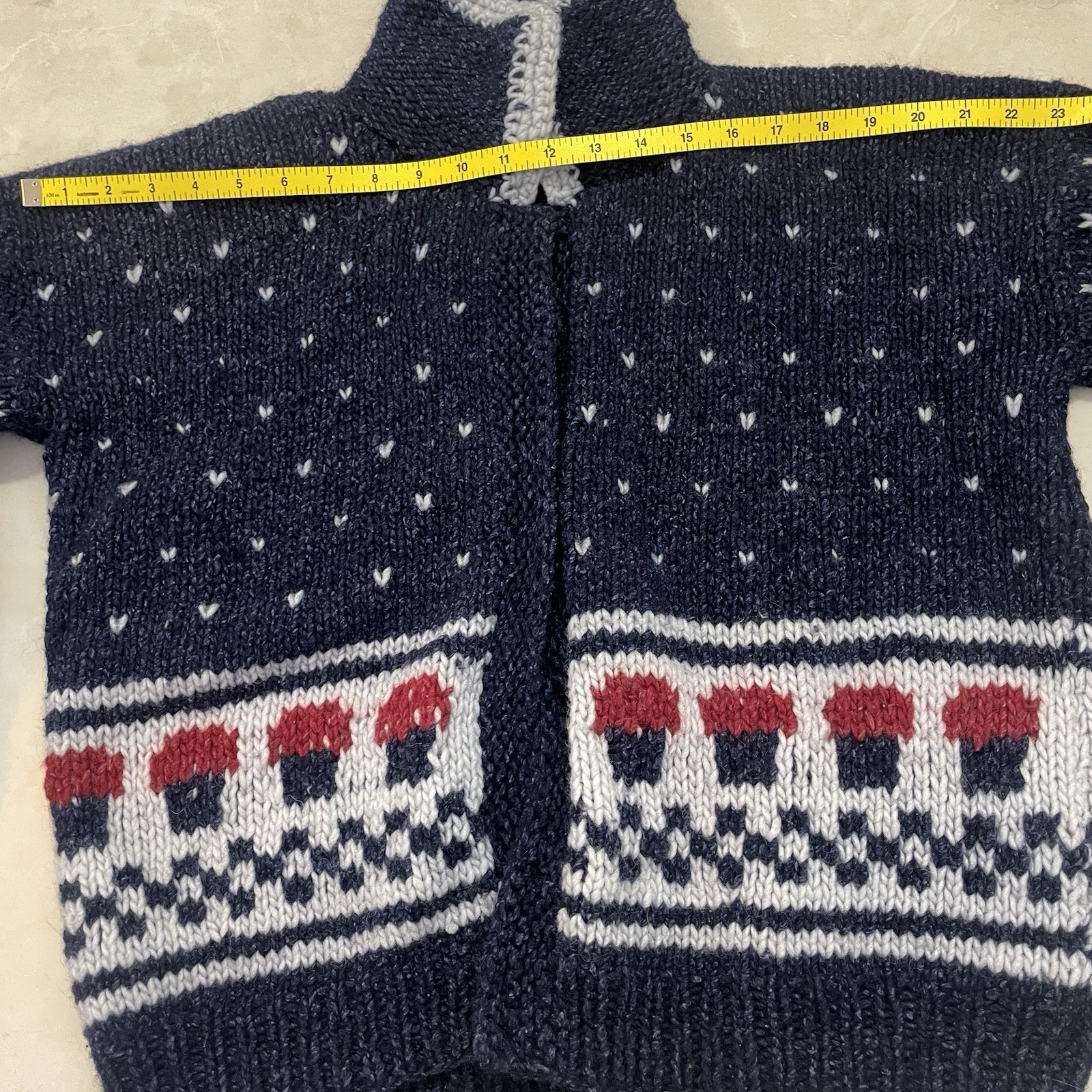 VTG Women’s Chunky Hand Knit Cardigan Sweater 1960s-1980s