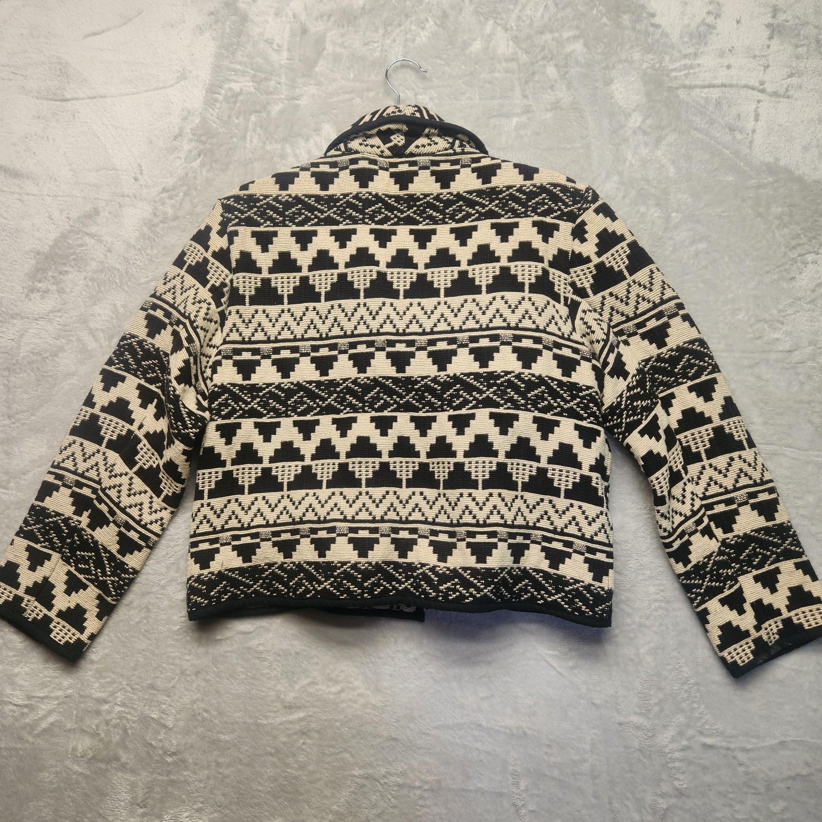 Bedford Fair Lifestyles WM M Vintage Jacket Black Cream Southwest Tapestry Aztec