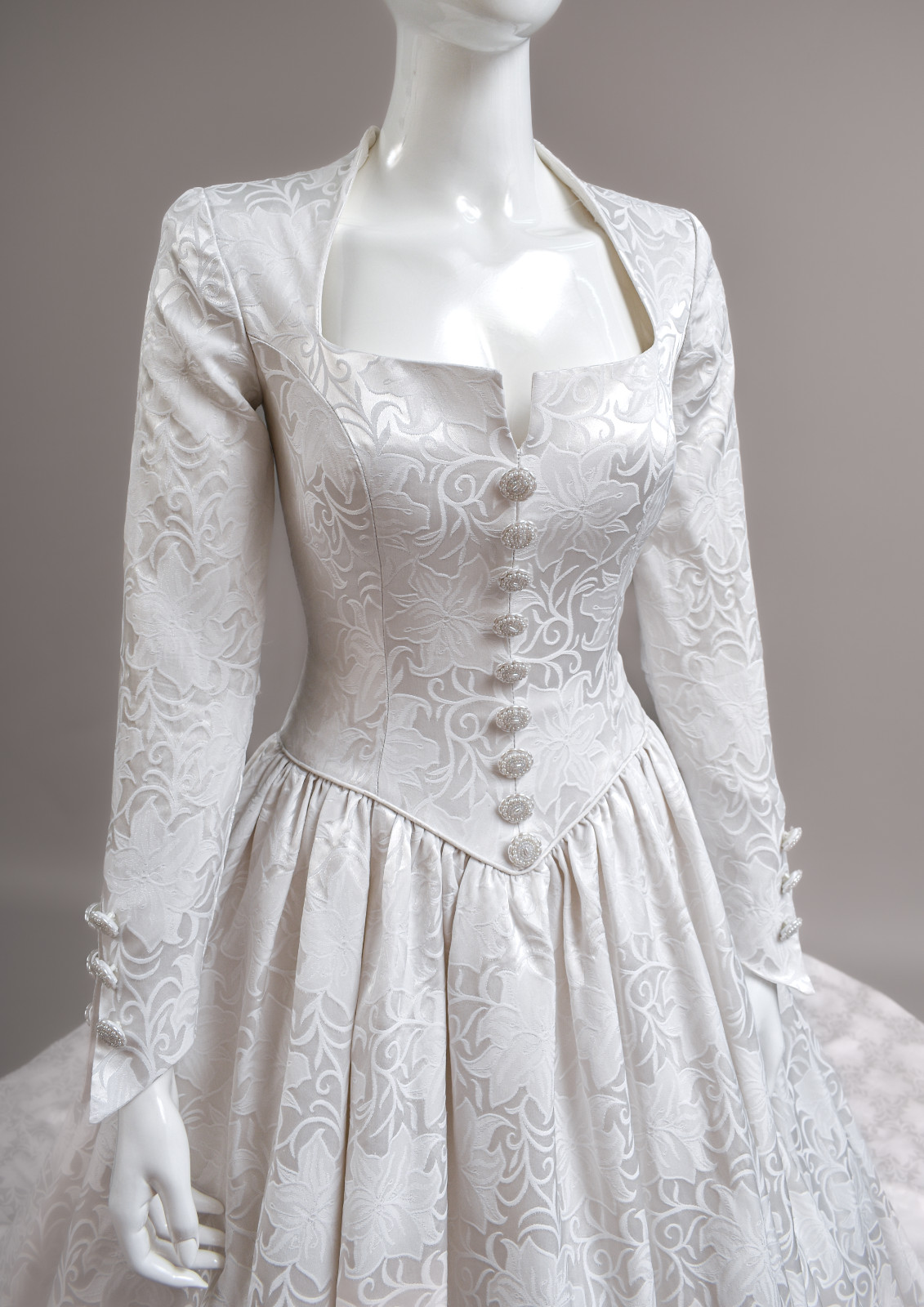 Vintage 1990s Demetrios Gown 18th C. Inspired Wedding Dress Silk Brocade sz 8/10