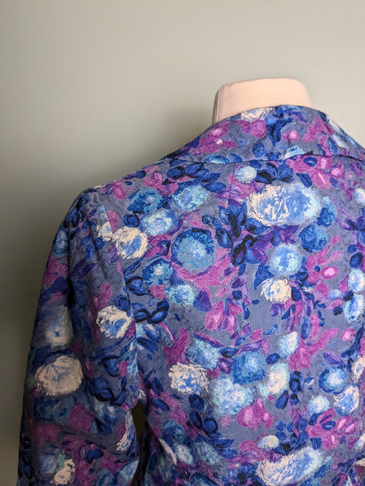 Floral Purple Blue White Vintage 1960s Jacket 3/4 Sleeve