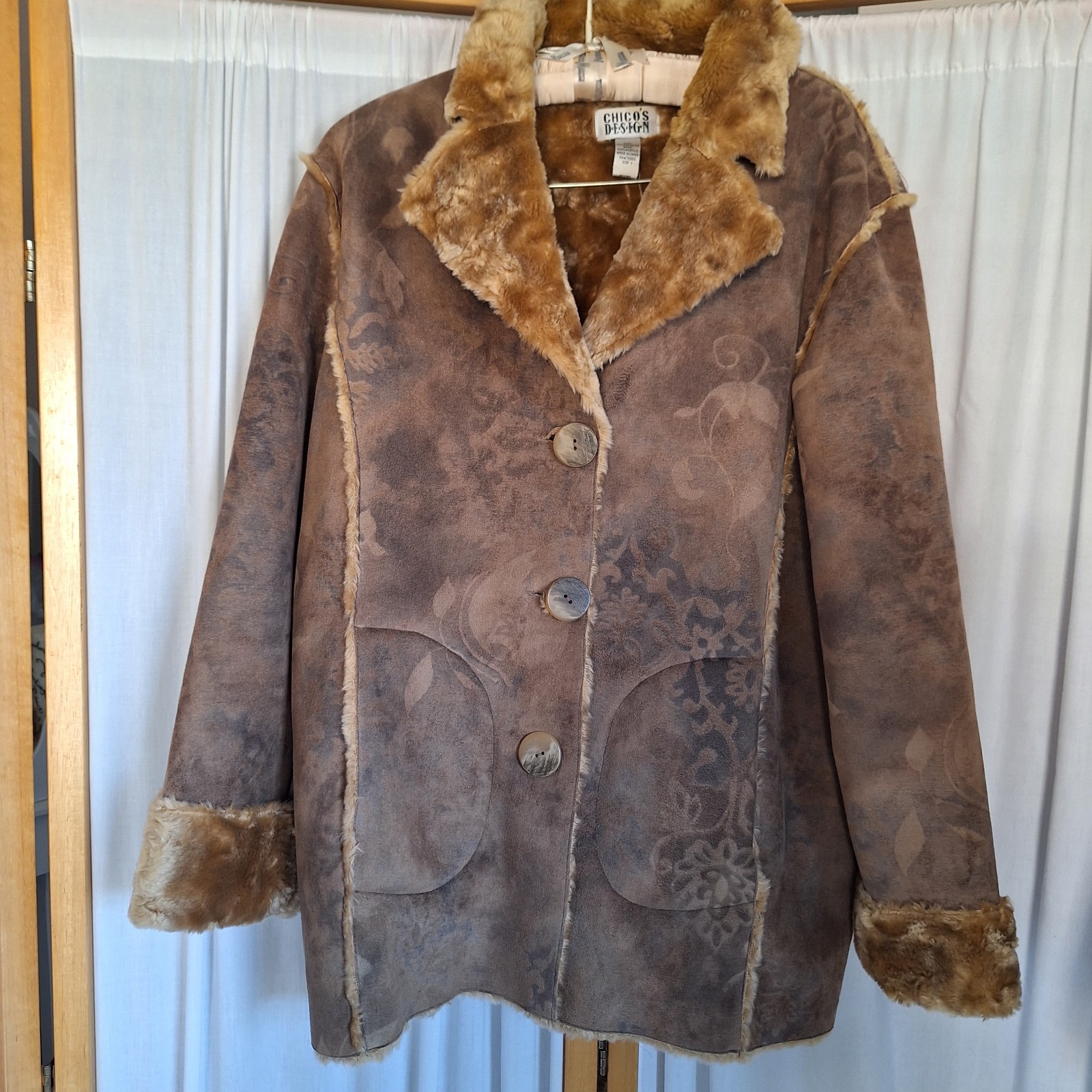 Vtg Chico’s Design Artisan Faux Suede Fur Shearling Coat Sz 1