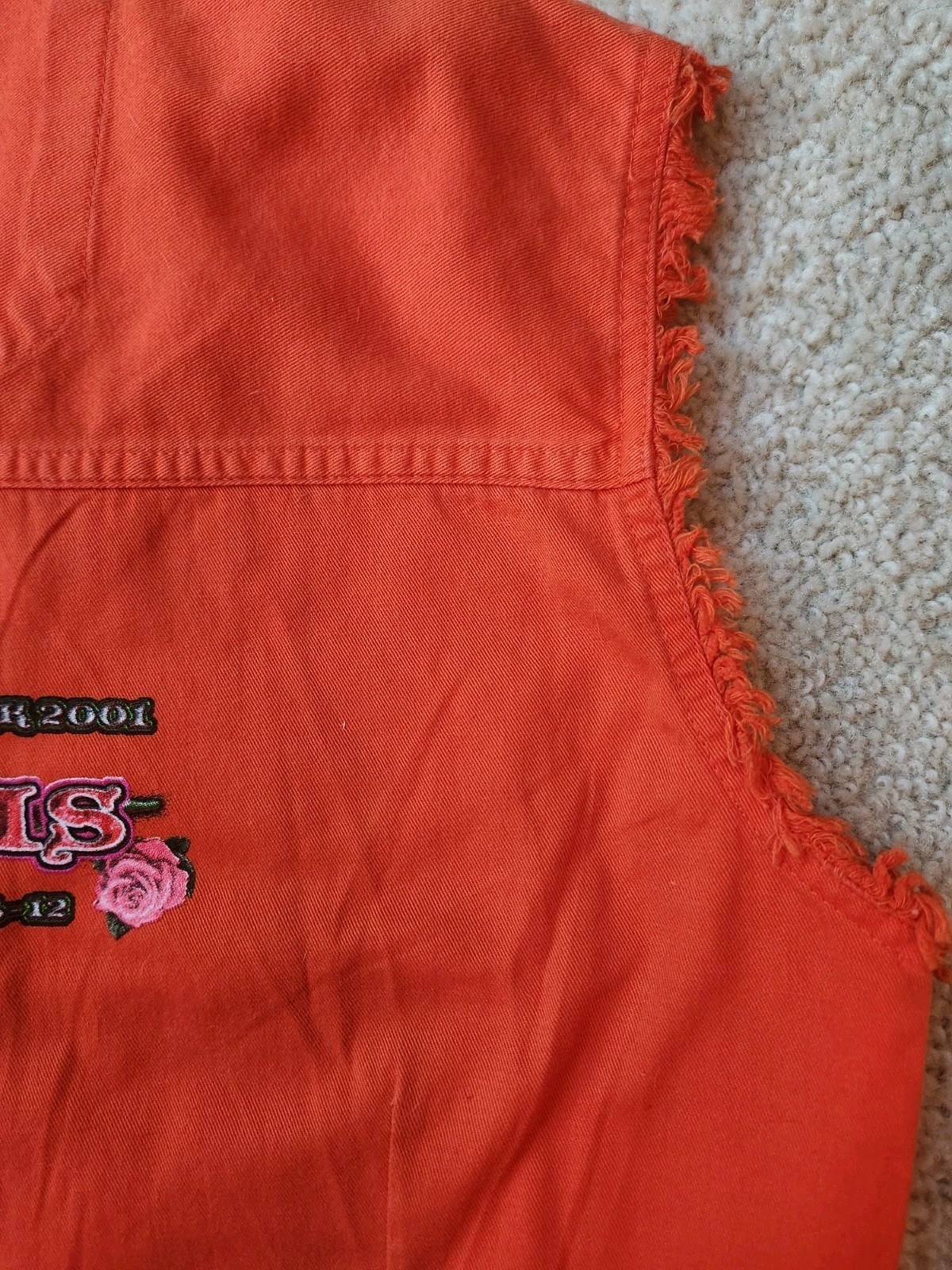 Vtg Sturgis 2001 Biker Rally Sleeveless Frayed Edge Vest Shirt Orange Crop Larg